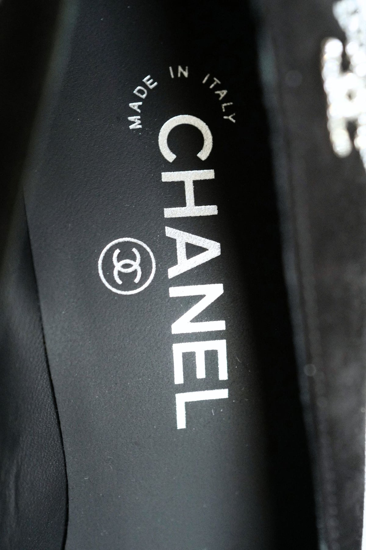 Chanel 26A Metiers d'Art Pumps Suede Kidskin Strass Black & Silver Size 37.5