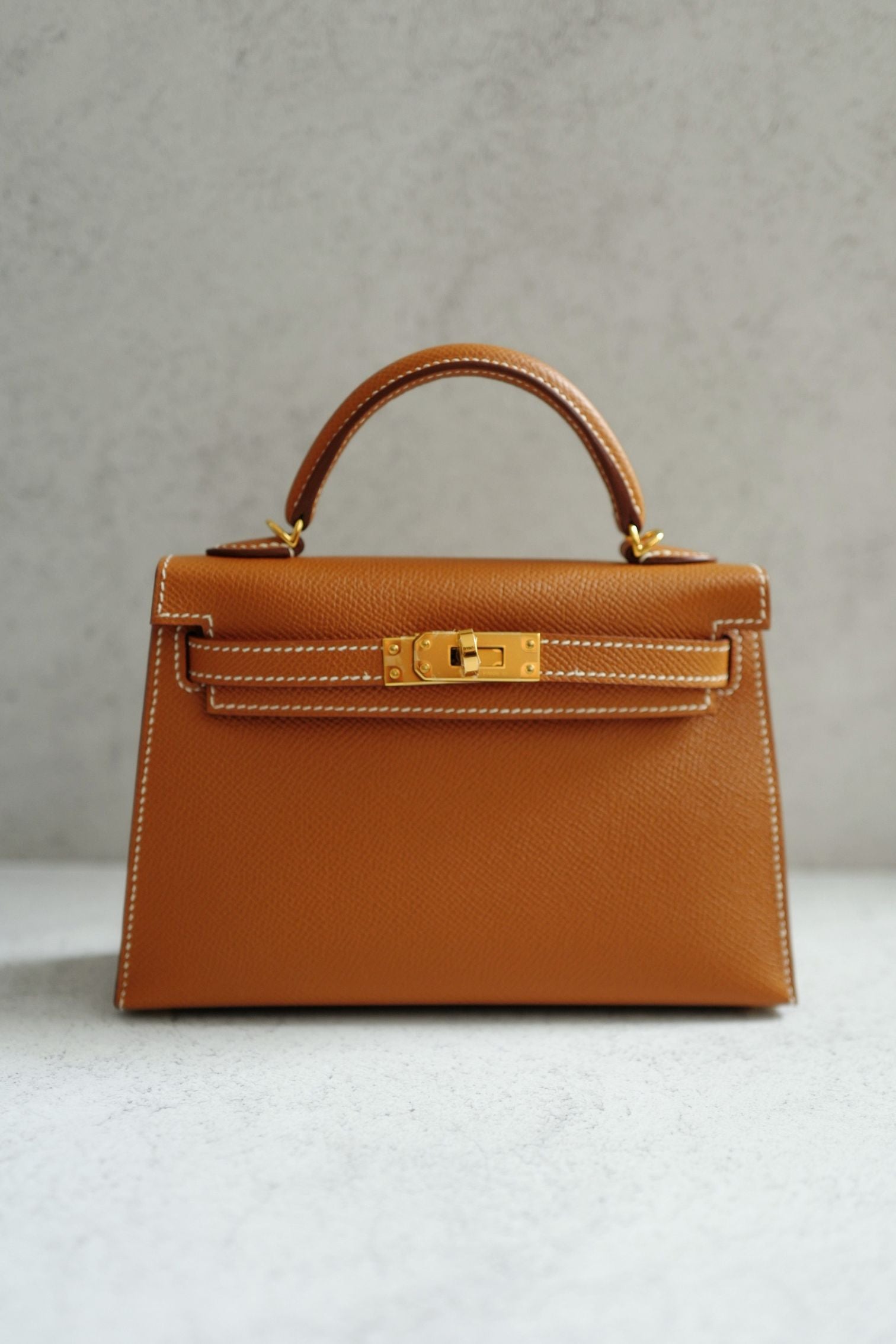 BNIB Hermes Mini Kelly Gold Epsom Calfskin Gold Hardware G Stamp 2026