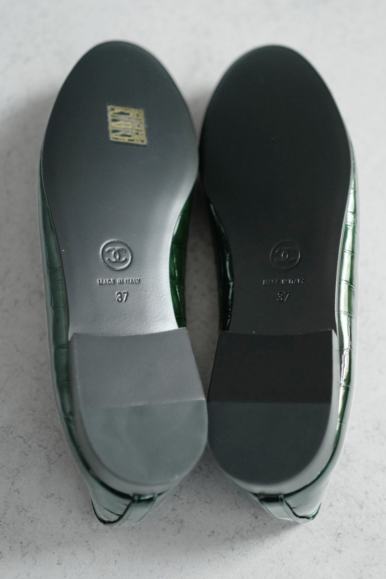Chanel 26A Matthieu Blazy Ballet Flats Croc Patent Calfskin Dark Green Black 37