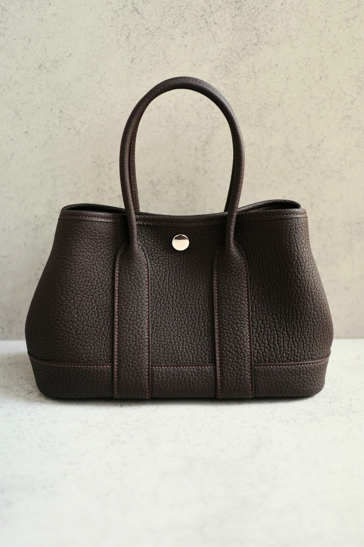 BNIB Hermes Mini Garden Party Neo 23 Bai Brun in Negonda Calfskin PHW G stamp