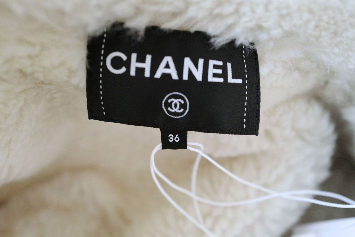 Chanel 26B Blouson Jacket Black White Shearling Lambskin Size 36