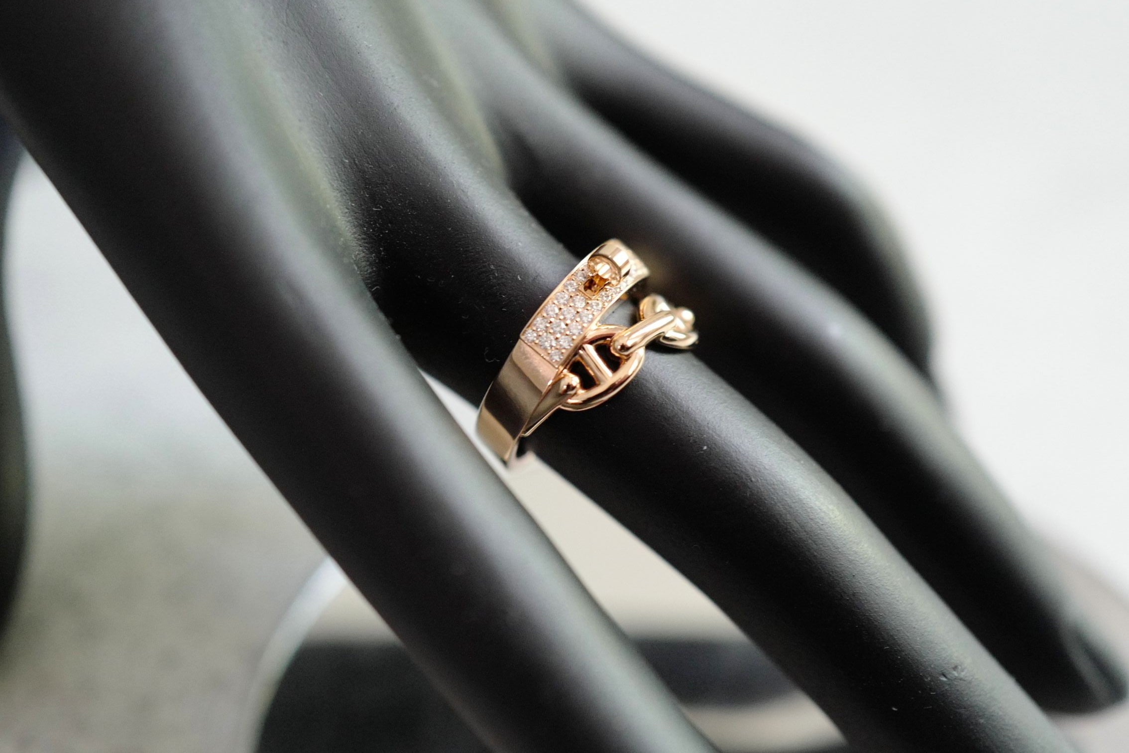 Hermès Kelly Alchimie Double Tour Ring 18K Rose Gold 32 Diamonds Size 53