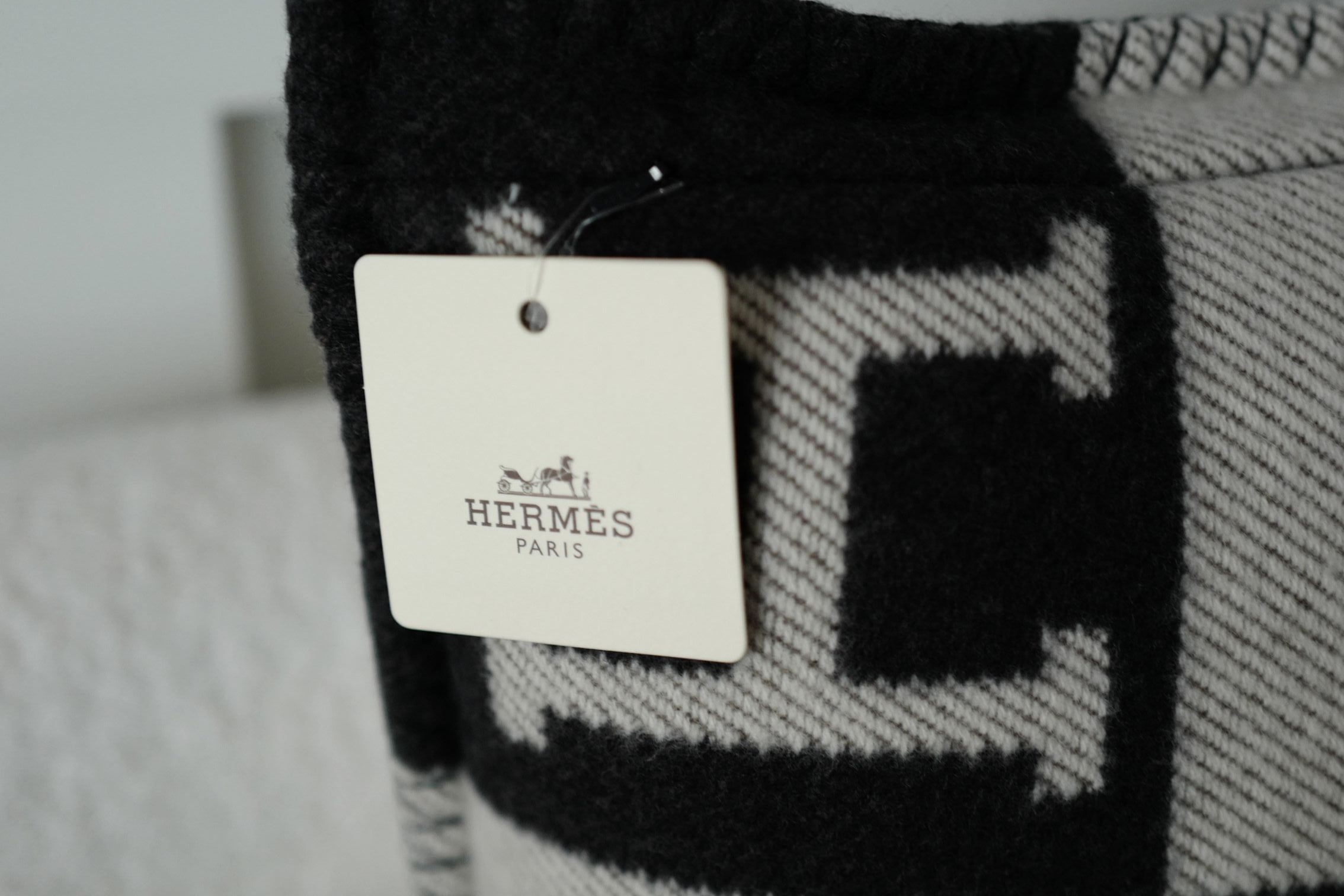 NEW Hermes Avalon Pillow  Small Model Ecru Gris Fonce Jacquard Wool Cashmere