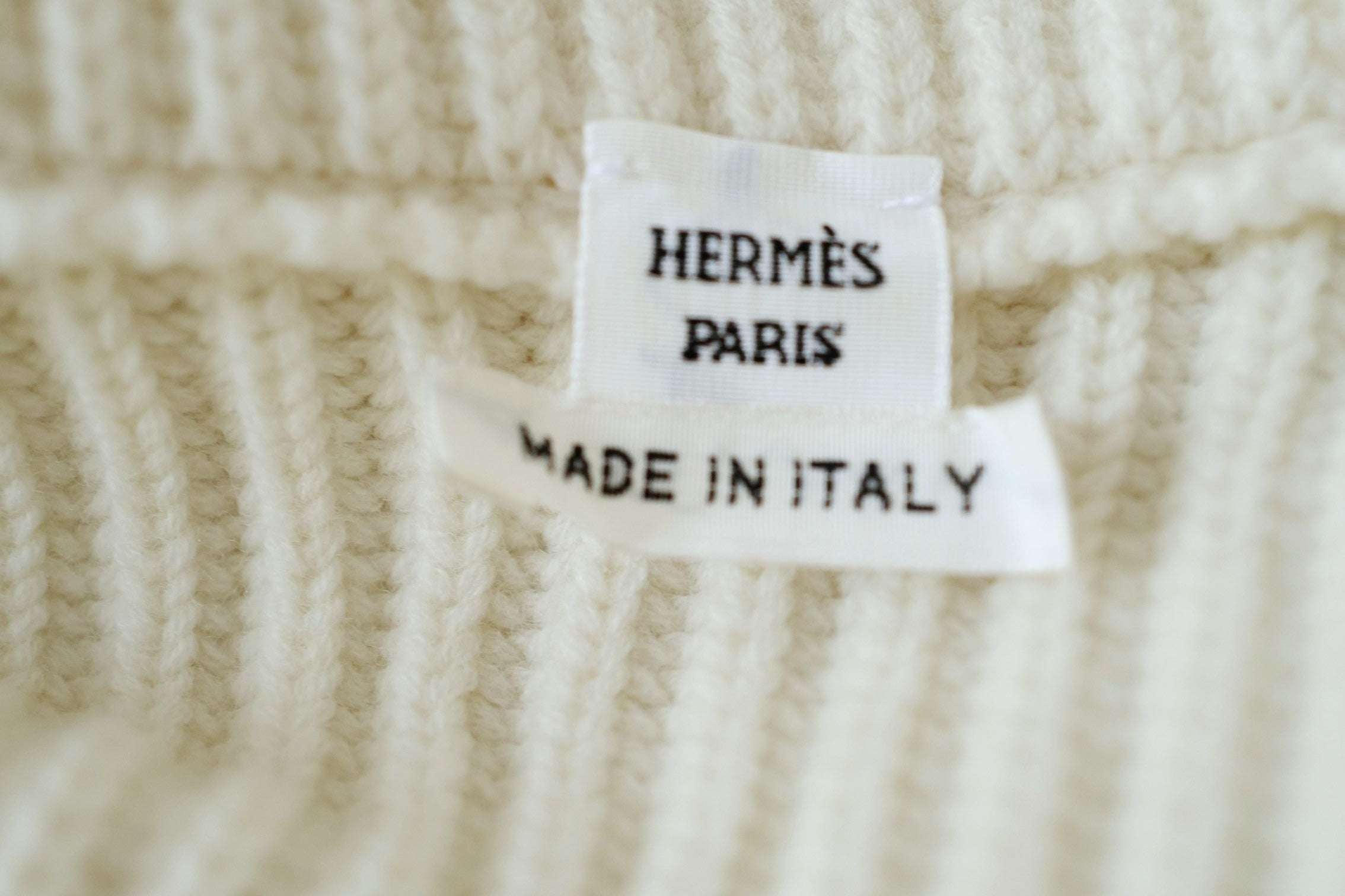Hermès Blouson Cardigan Blanc Naturel Wool Knit Size 34