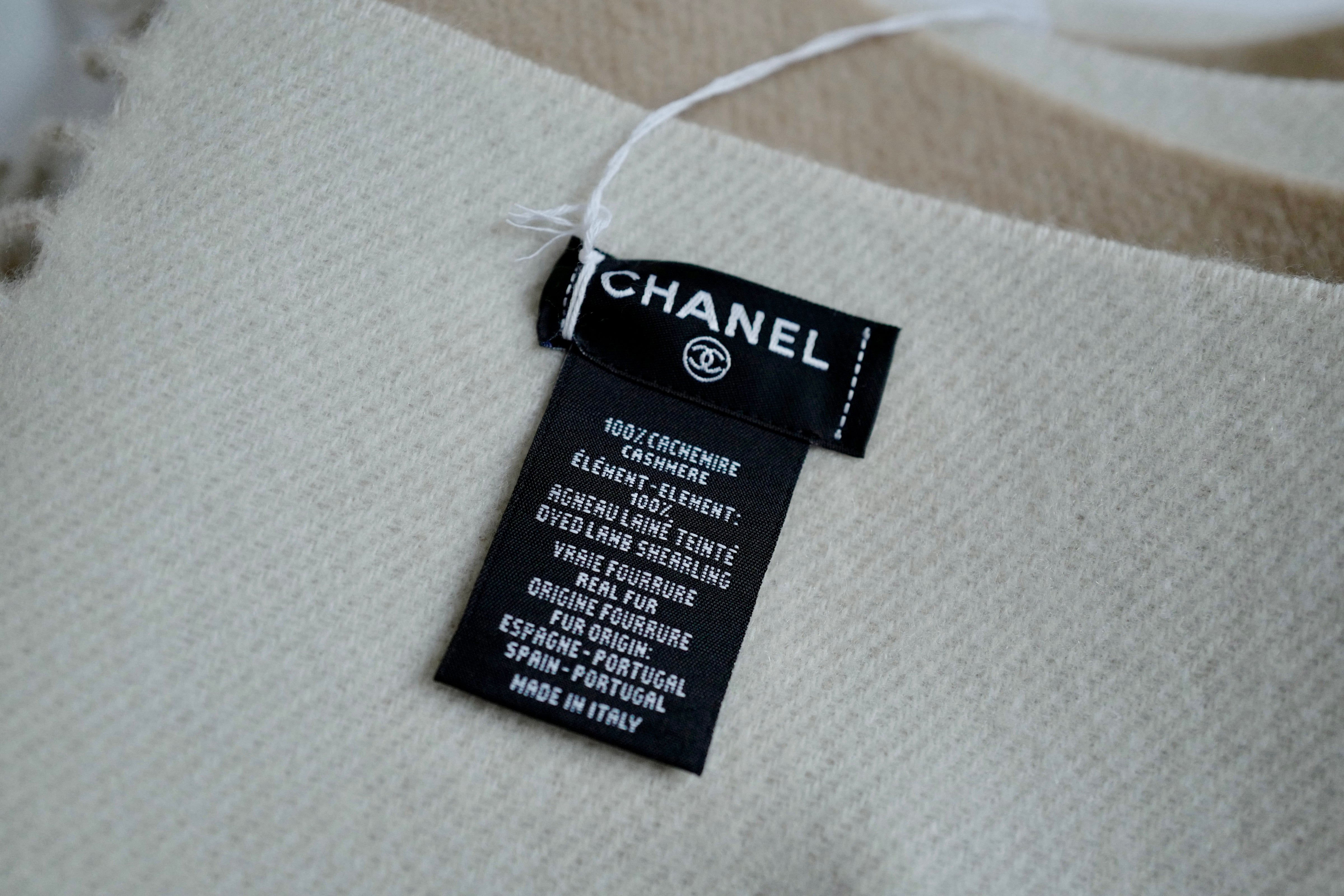 NEW Chanel 24K Coco Neige Cashmere & Shearling Lambskin Shawl in Beige & Ecru