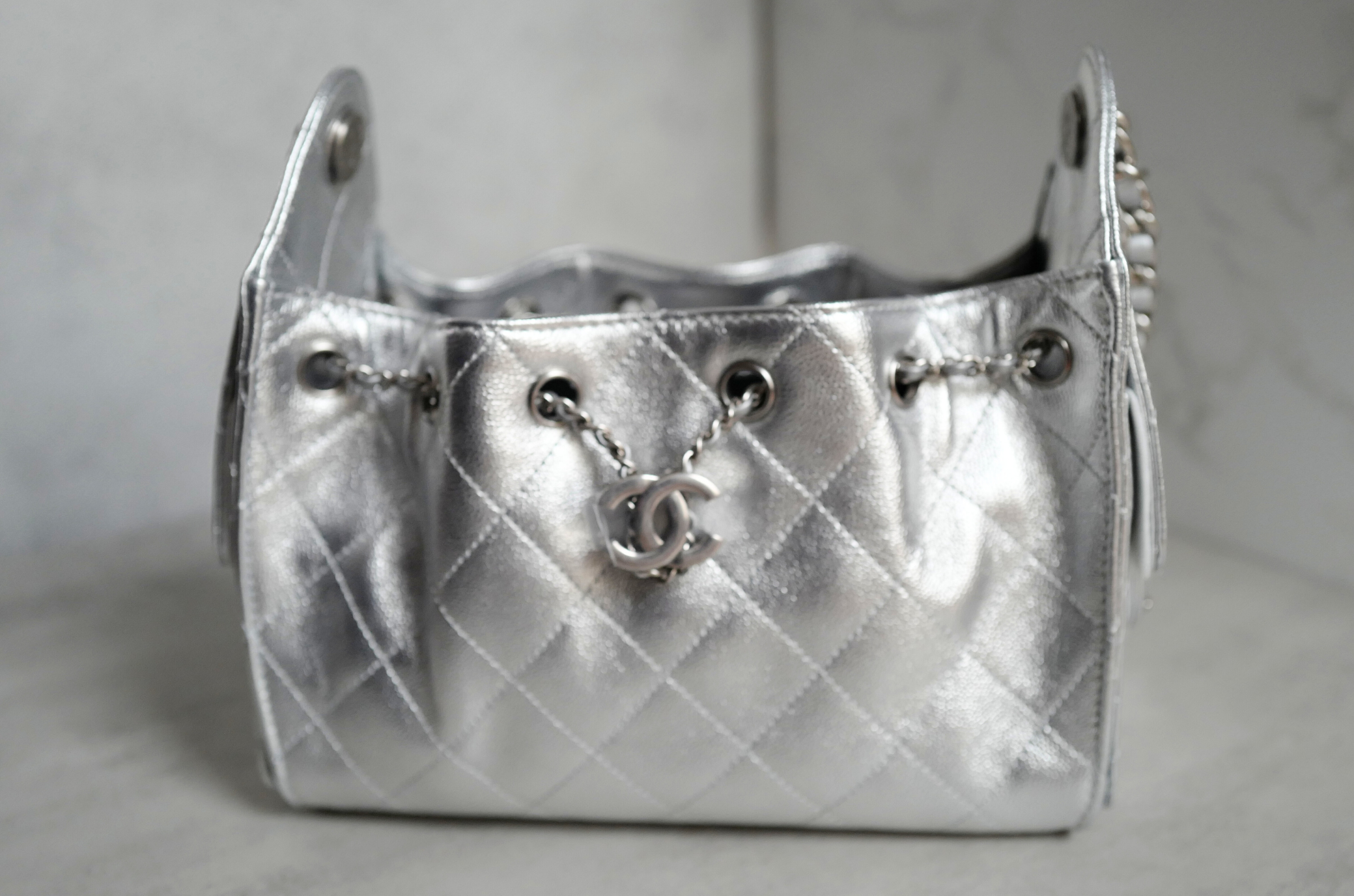 BNIB Chanel 26C Mini Hobo Metallic Silver Grained Calfskin Shoulder Bag