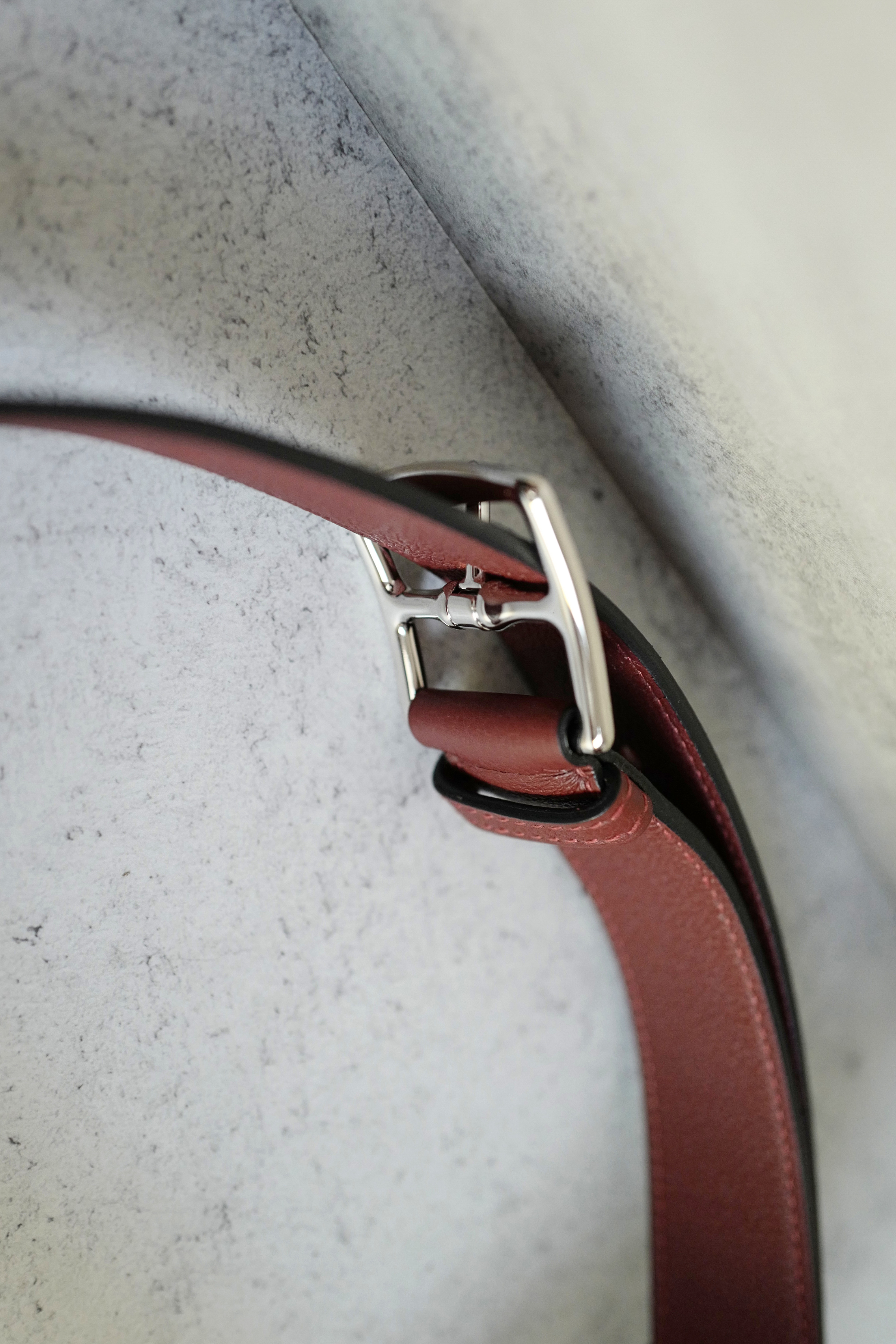 BNIB Hermès Kelly Messenger PM Rouge H Togo Leather Bag with Palladium Hardware
