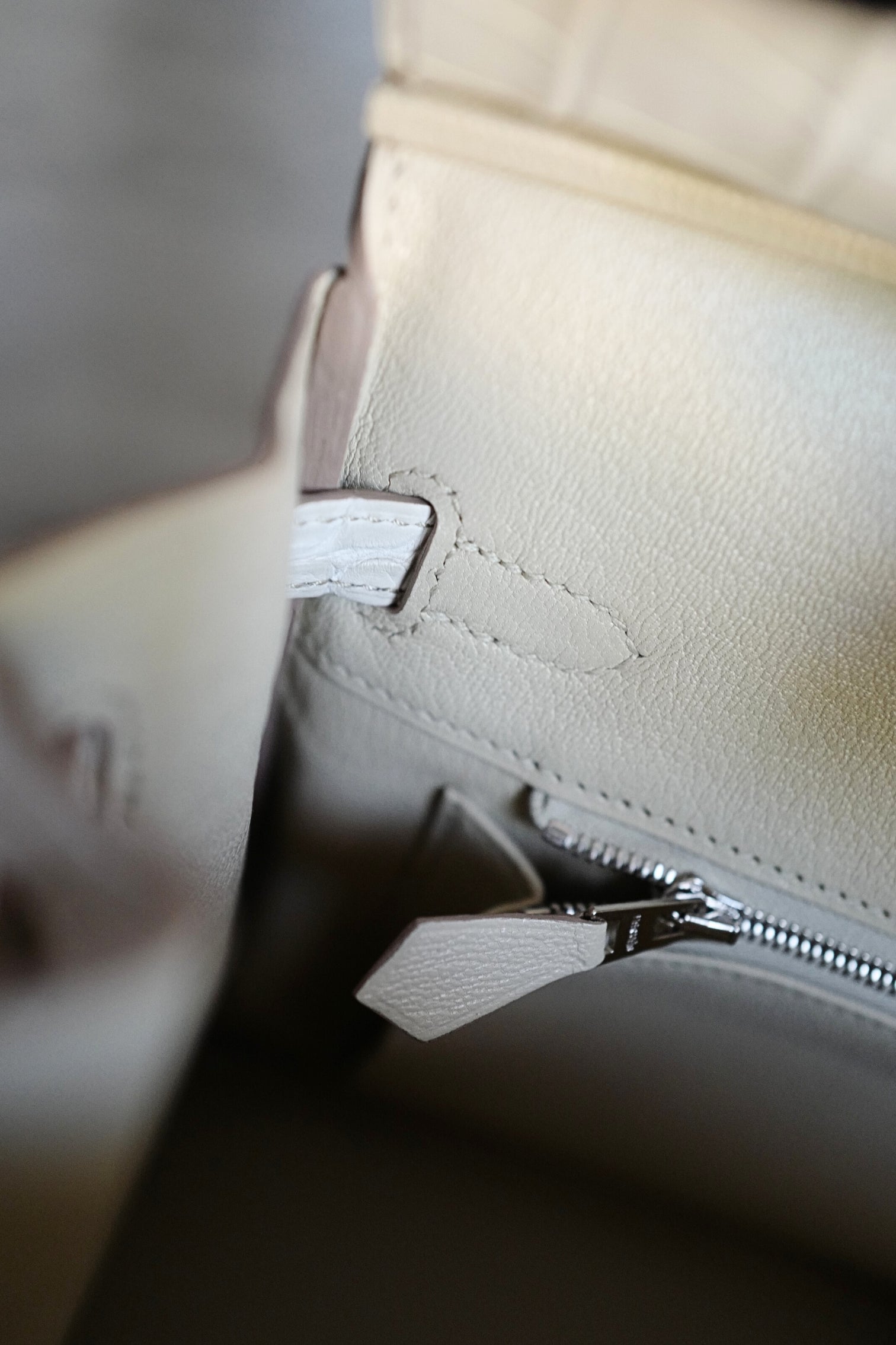 BNIB Hermès Birkin 25 Beton Matte Mississippiensis Alligator Palladium Hardware 2025