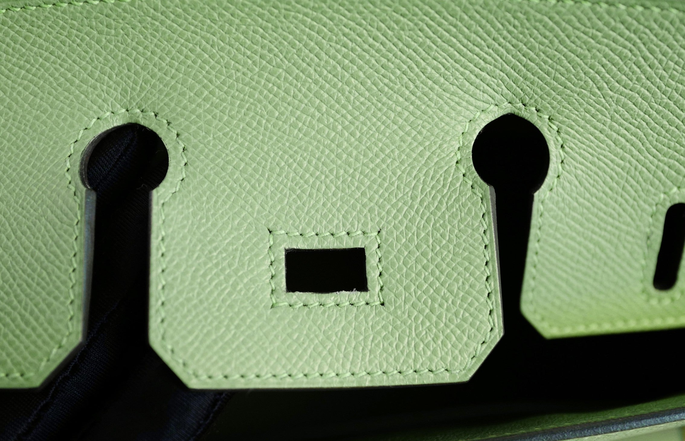 BNIB Hermès Birkin 25 Vert Criquet Epsom Sellier with Gold Hardware