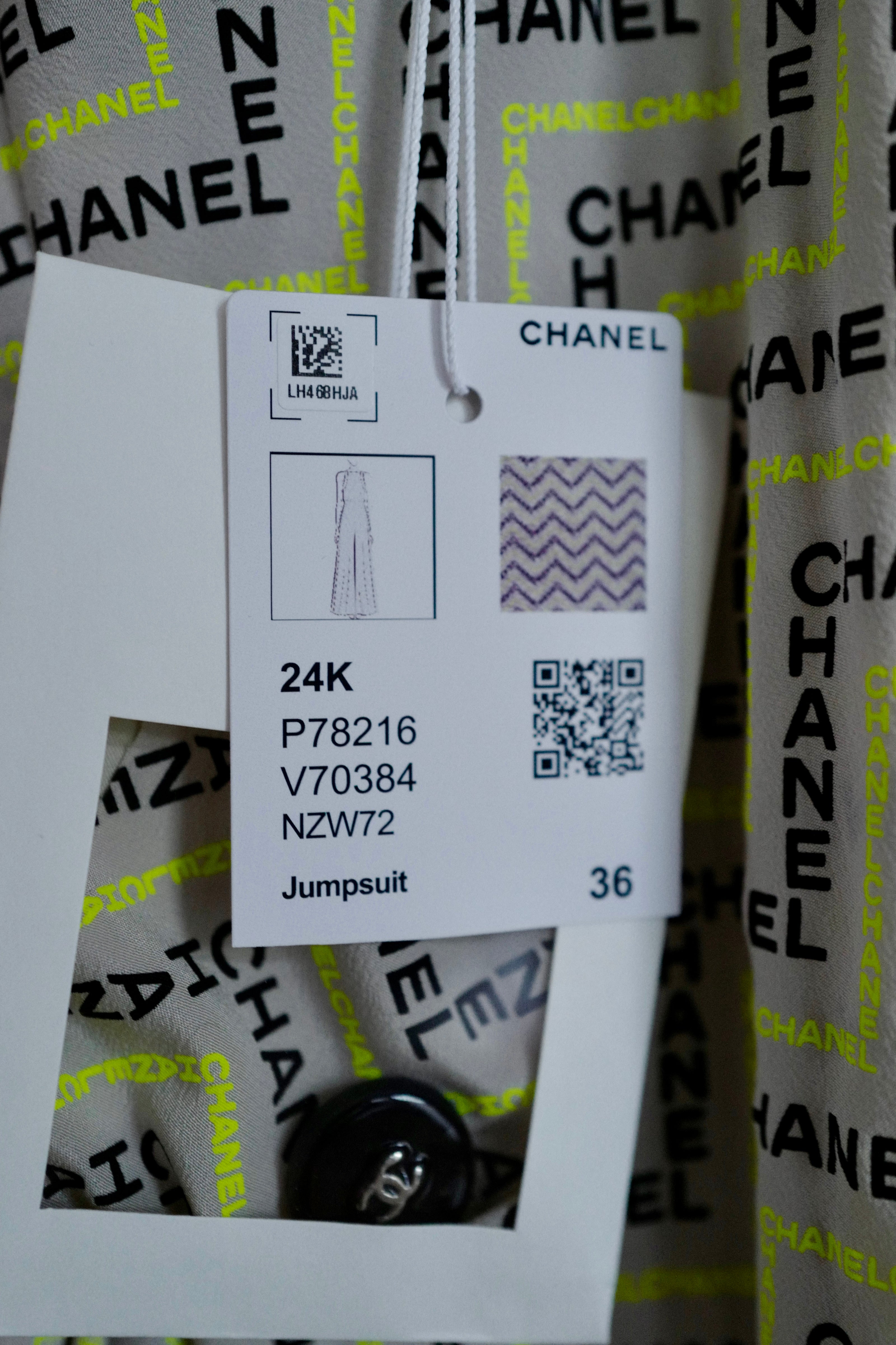 NEW Chanel 24K Jumpsuit Dress Printed Crepe de Chine in Beige, Yellow & Black Size 36