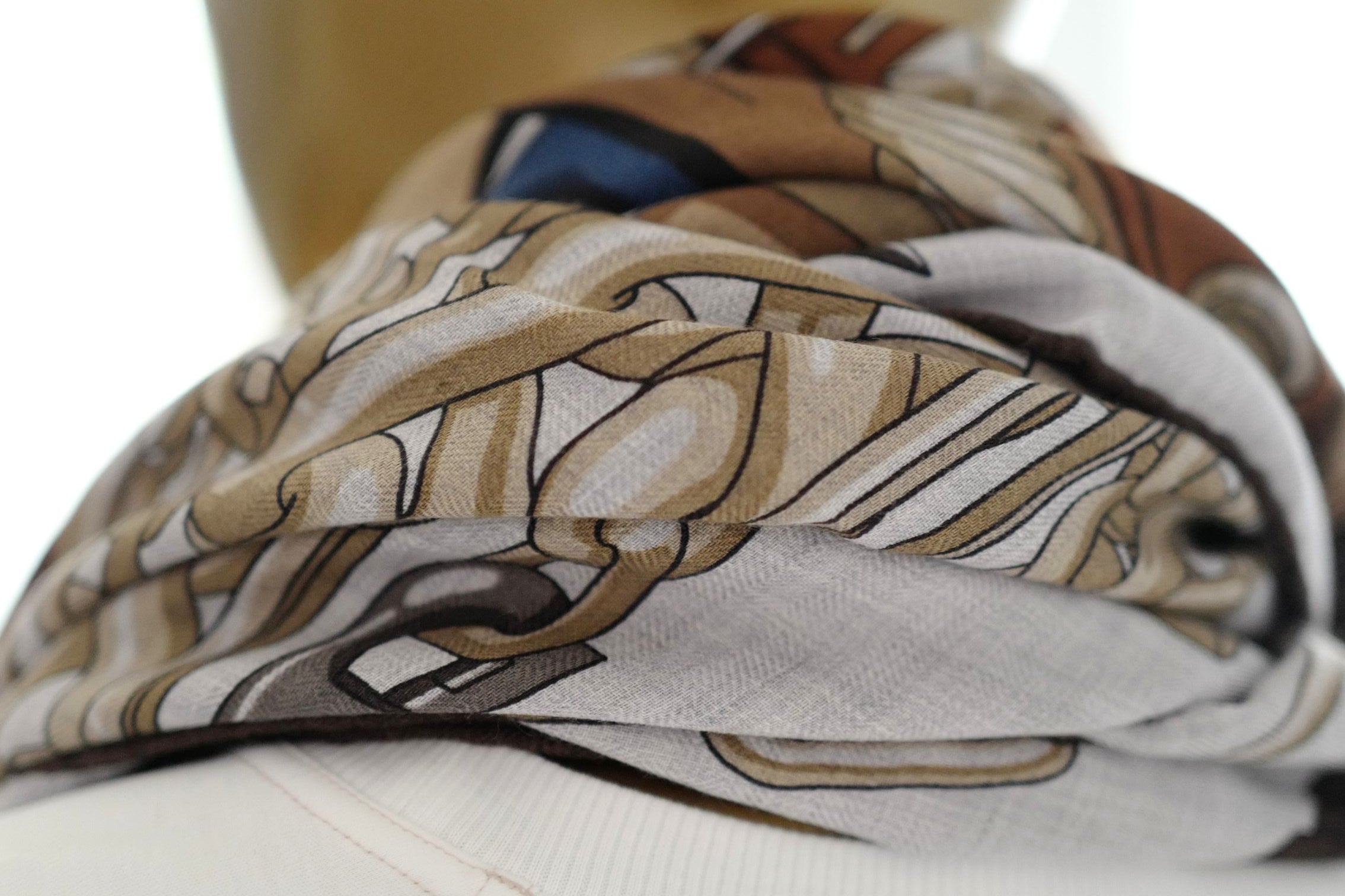 NEW Hermès Cheval Heavy Metal Scarf 100 Cashmere Silk Gris Clair / Kraft / Caramel