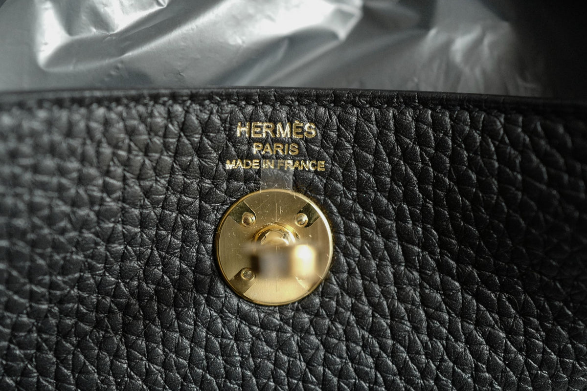 Brand New Hermès Mini Lindy Black Noir Clemence Gold Hardware U 2023