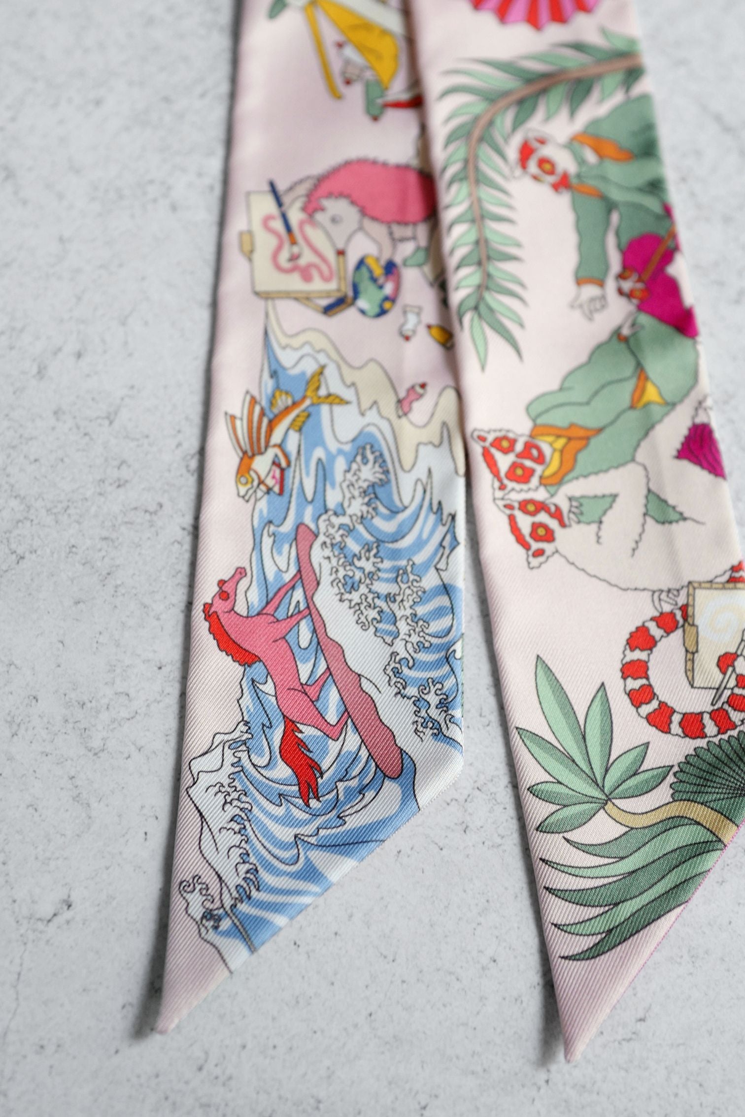Hermès Academia Hippica Twilly Rose Nacre / Vert Amande / Multicolore 100% Silk
