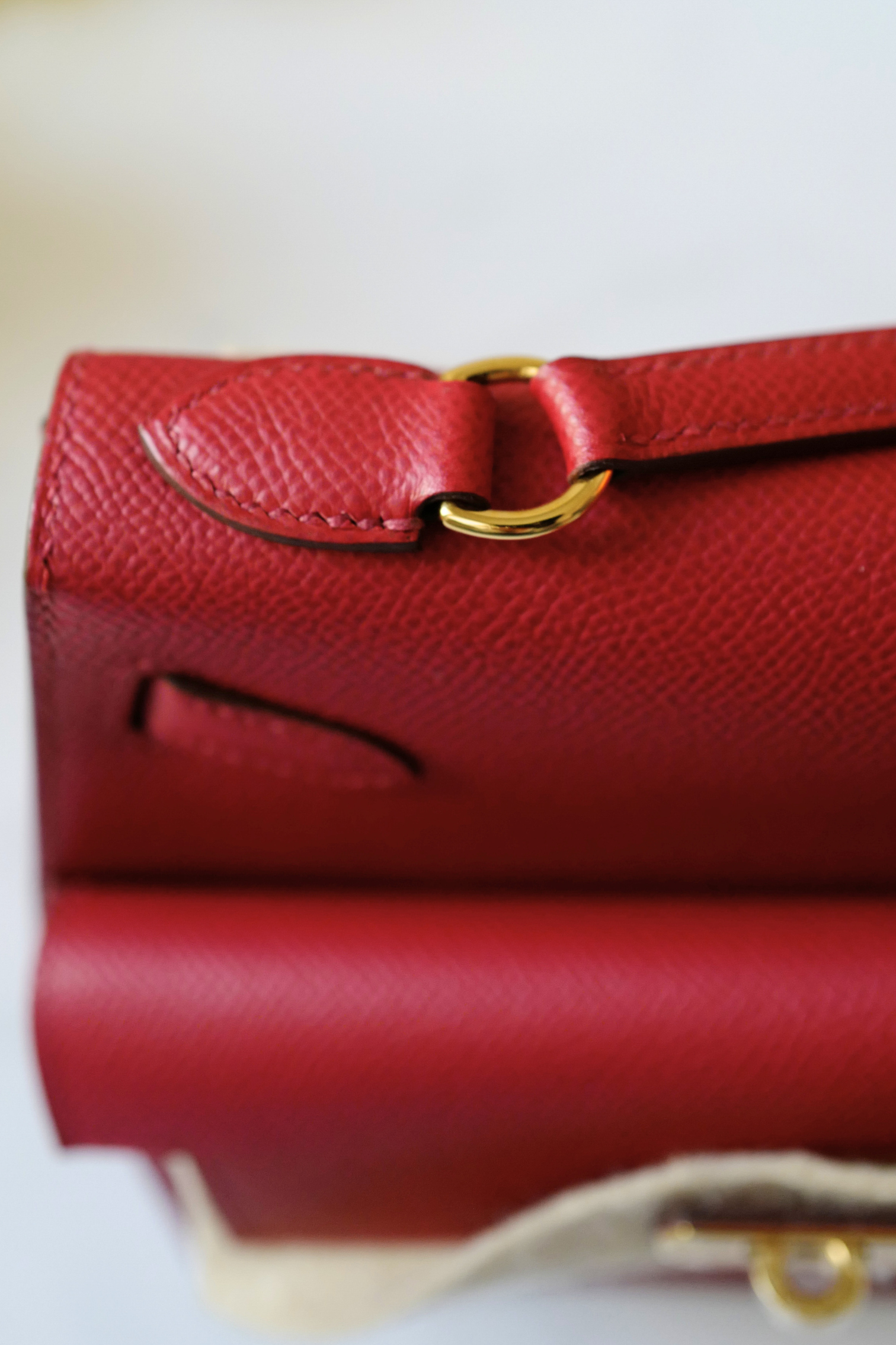 BNIB Hermès Kelly Désordre 20 Bag Rouge Pigment Epsom Leather with Gold Hardware