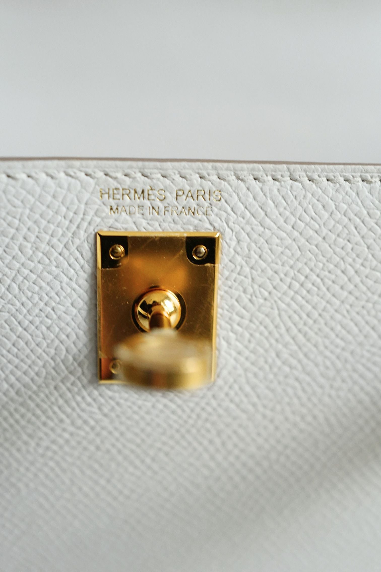 Hermès Mini Kelly 20 Gris Pale Epsom Leather Gold Hardware