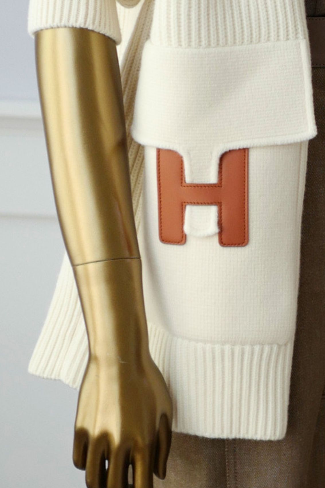 Hermès Blousson Cardigan Blanc Naturel Wool Knit Size 38