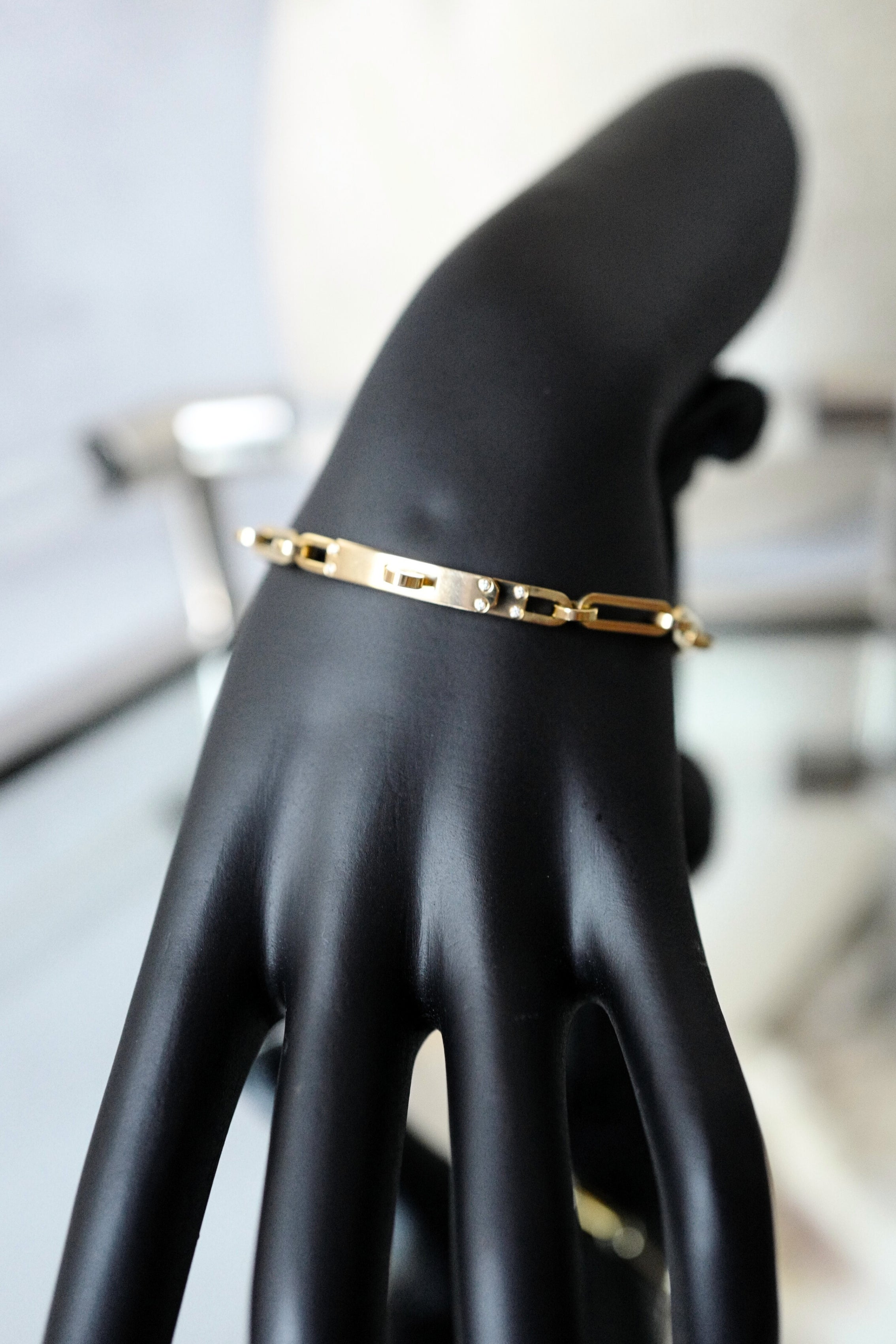 NEW Hermès Kelly Chaine Bracelet Small Model Yellow Gold with Diamonds
