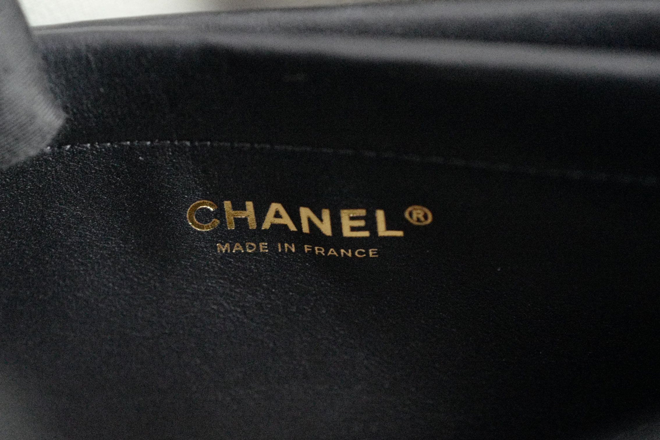 Chanel 26S Small Shopping Bag Matthieu Blazy Black Ecru Wool Gold Hardware