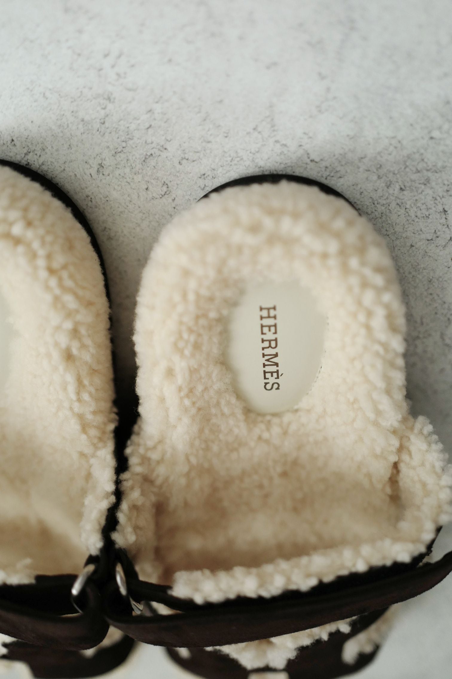 BNIB HERMÈS Chypre Sandals Goat Skin Suede Marron Ébène/Écru Size 38