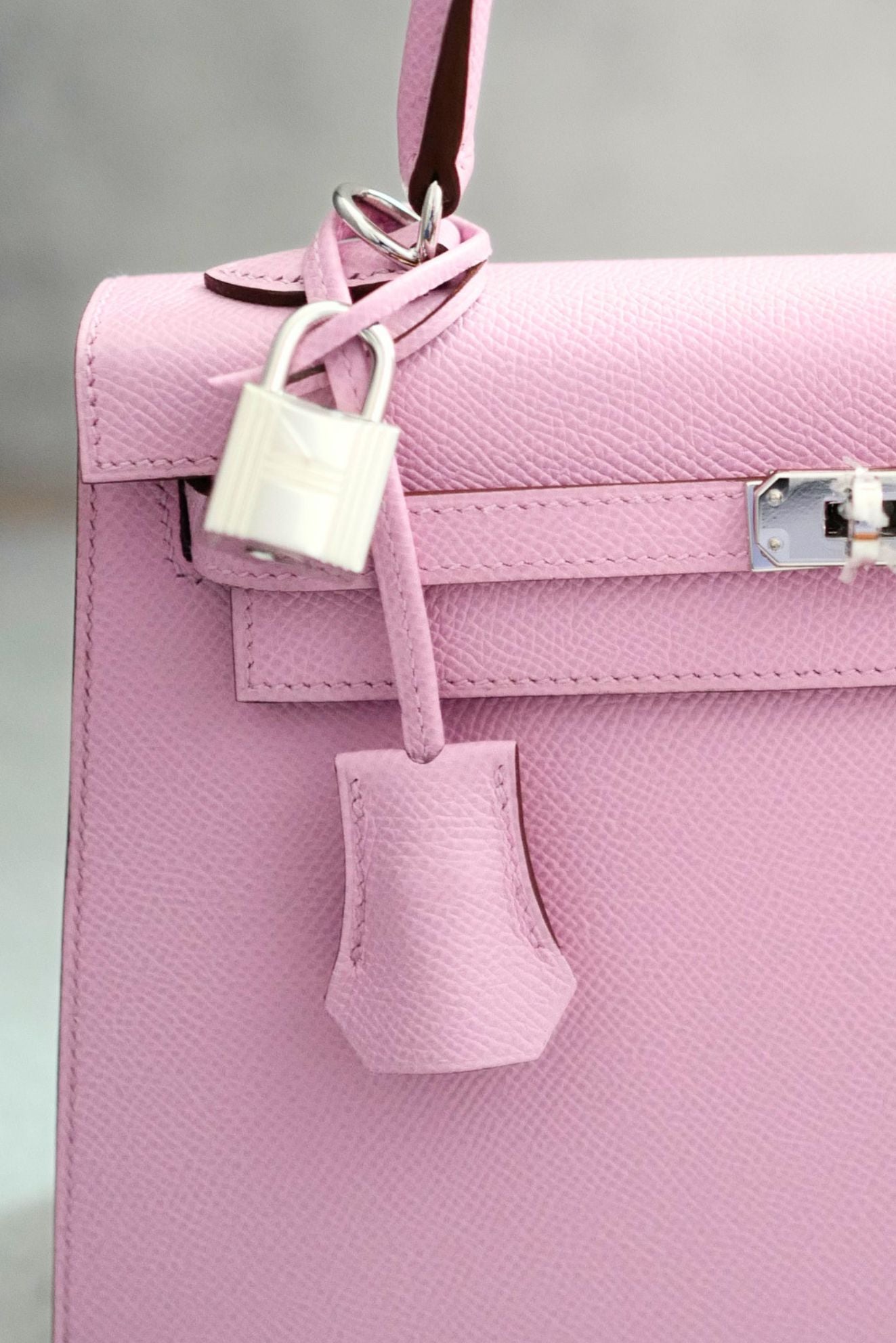 Hermès Kelly 25 Mauve Sylvestre Epsom Sellier Palladium Hardware K Stamp