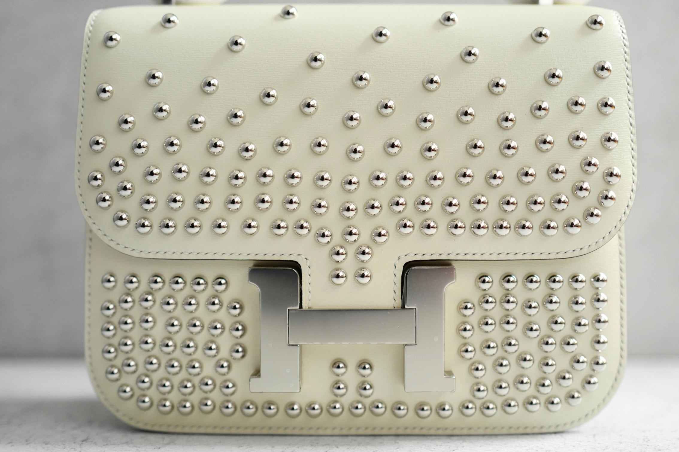 BNIB Hermes Mini Constance 18 Miroir Cloute Cream Calfskin So PHW G Stamp 2026