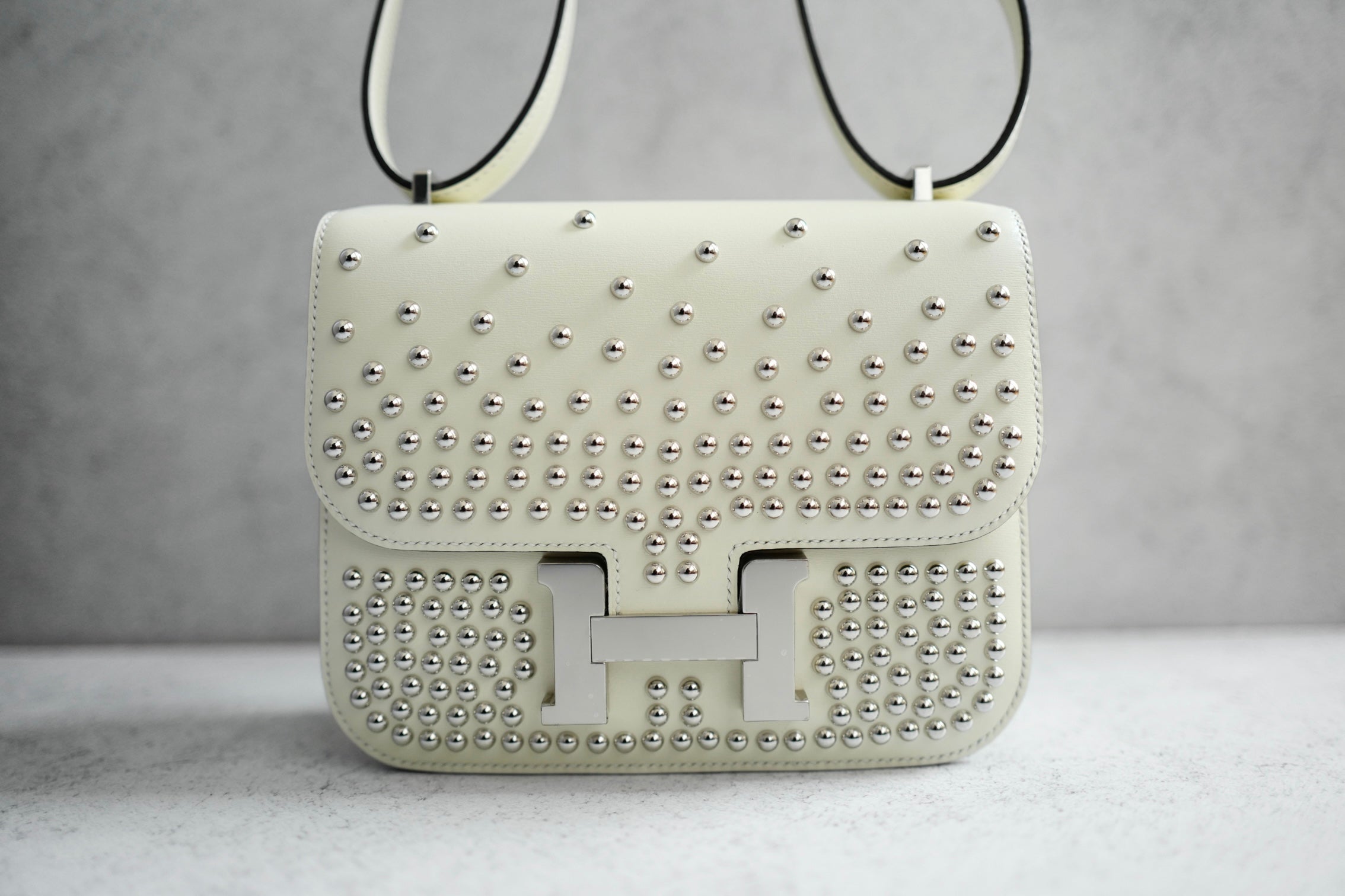 BNIB Hermes Mini Constance 18 Miroir Cloute Cream Calfskin So PHW G Stamp 2026