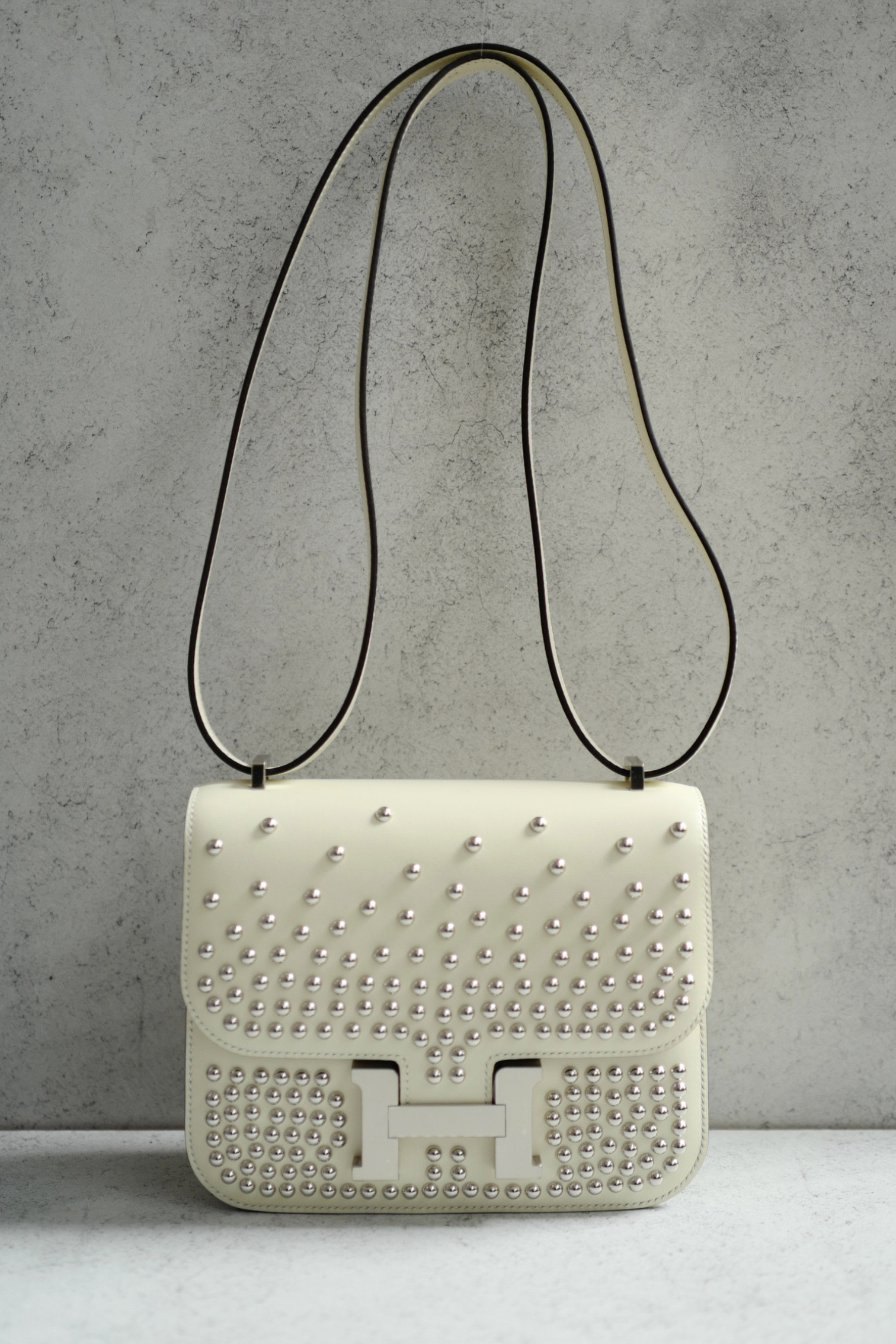 BNIB Hermes Mini Constance 18 Miroir Cloute Cream Calfskin So PHW G Stamp 2026