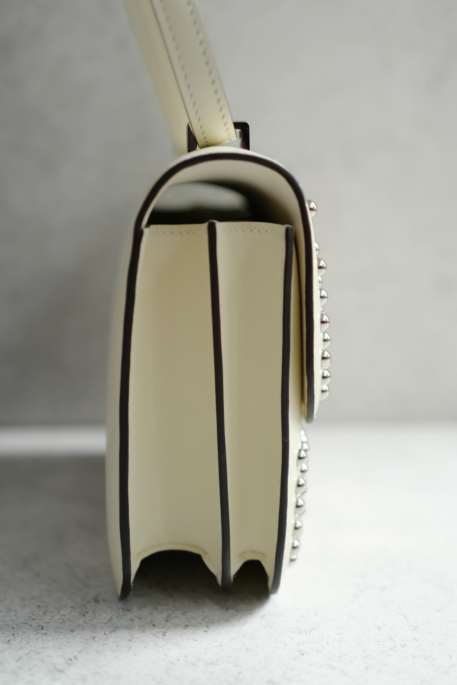 BNIB Hermes Mini Constance 18 Miroir Cloute Cream Calfskin So PHW G Stamp 2026