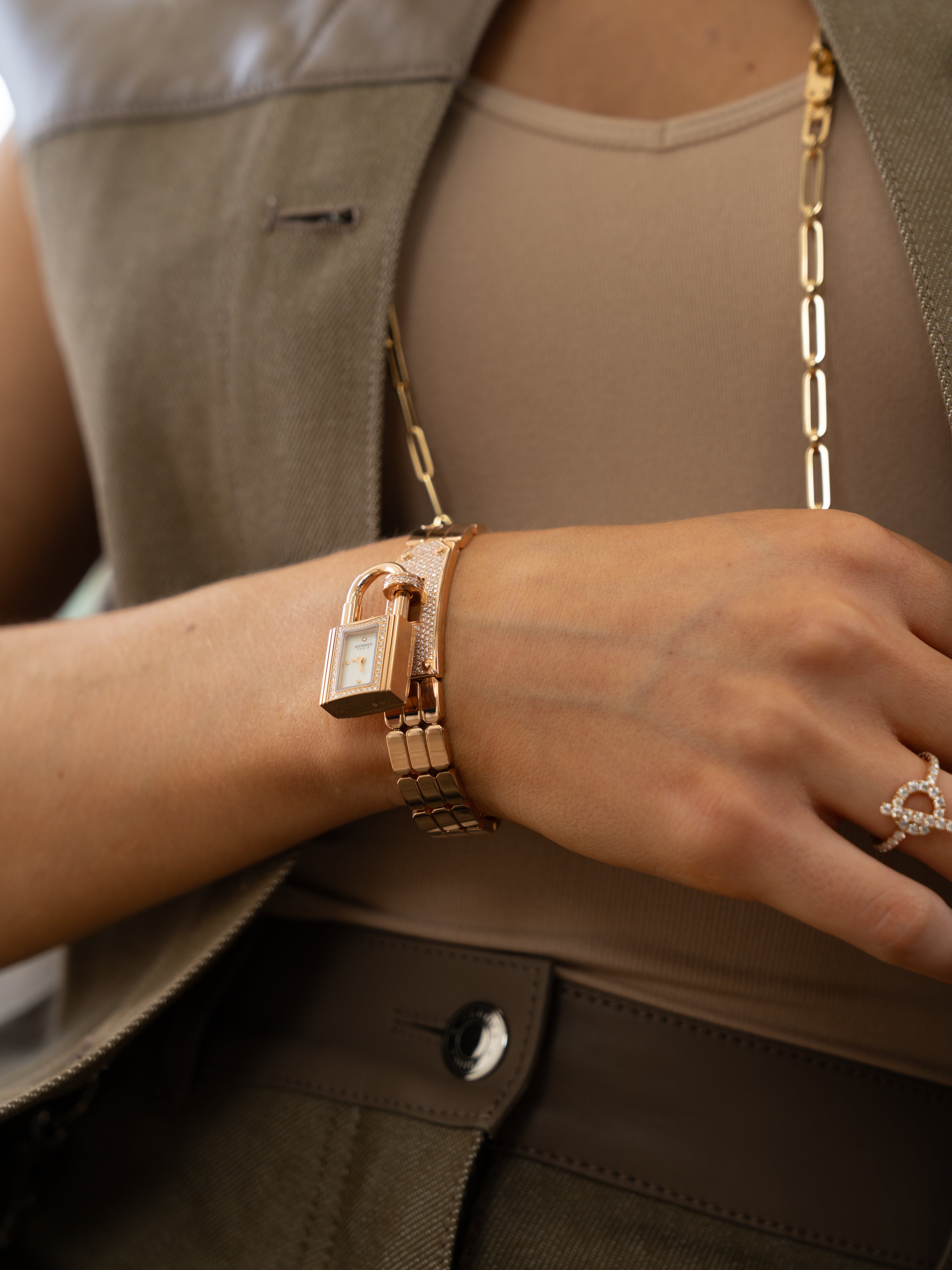 BNIB Hermes Mini Kelly Watch Rose Gold 16 mm With Diamond Set Over $40K Retail