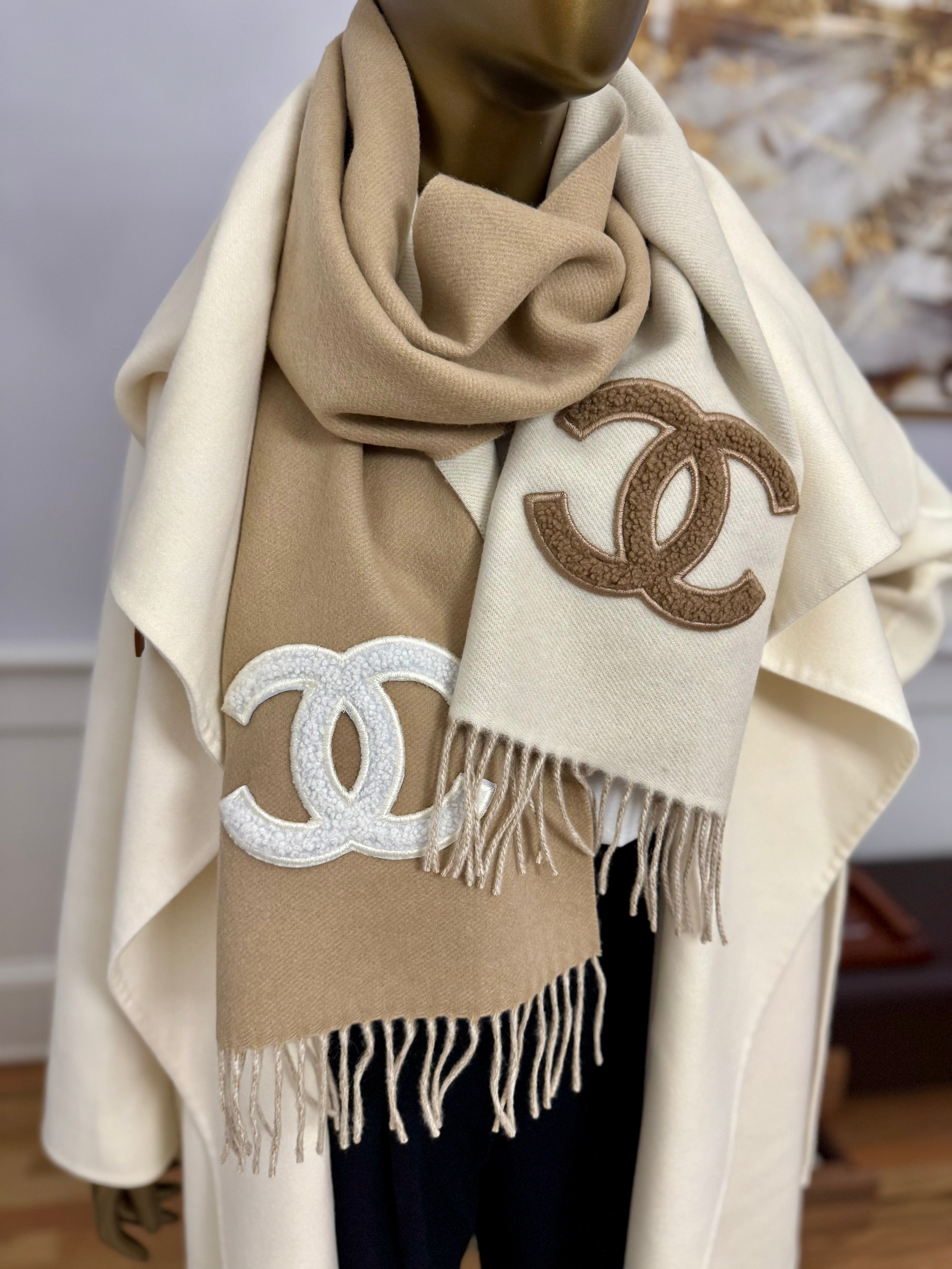 NEW Chanel 24K Coco Neige Cashmere & Shearling Lambskin Shawl in Beige & Ecru