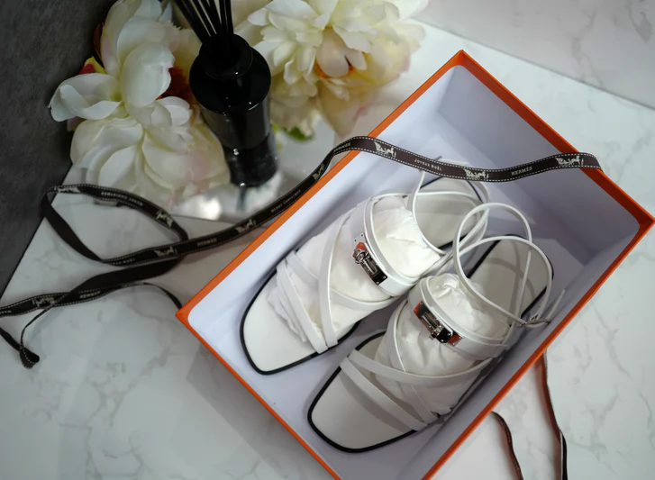 BNIB Hermes Women's June Sandal WHITE CALF 38.5