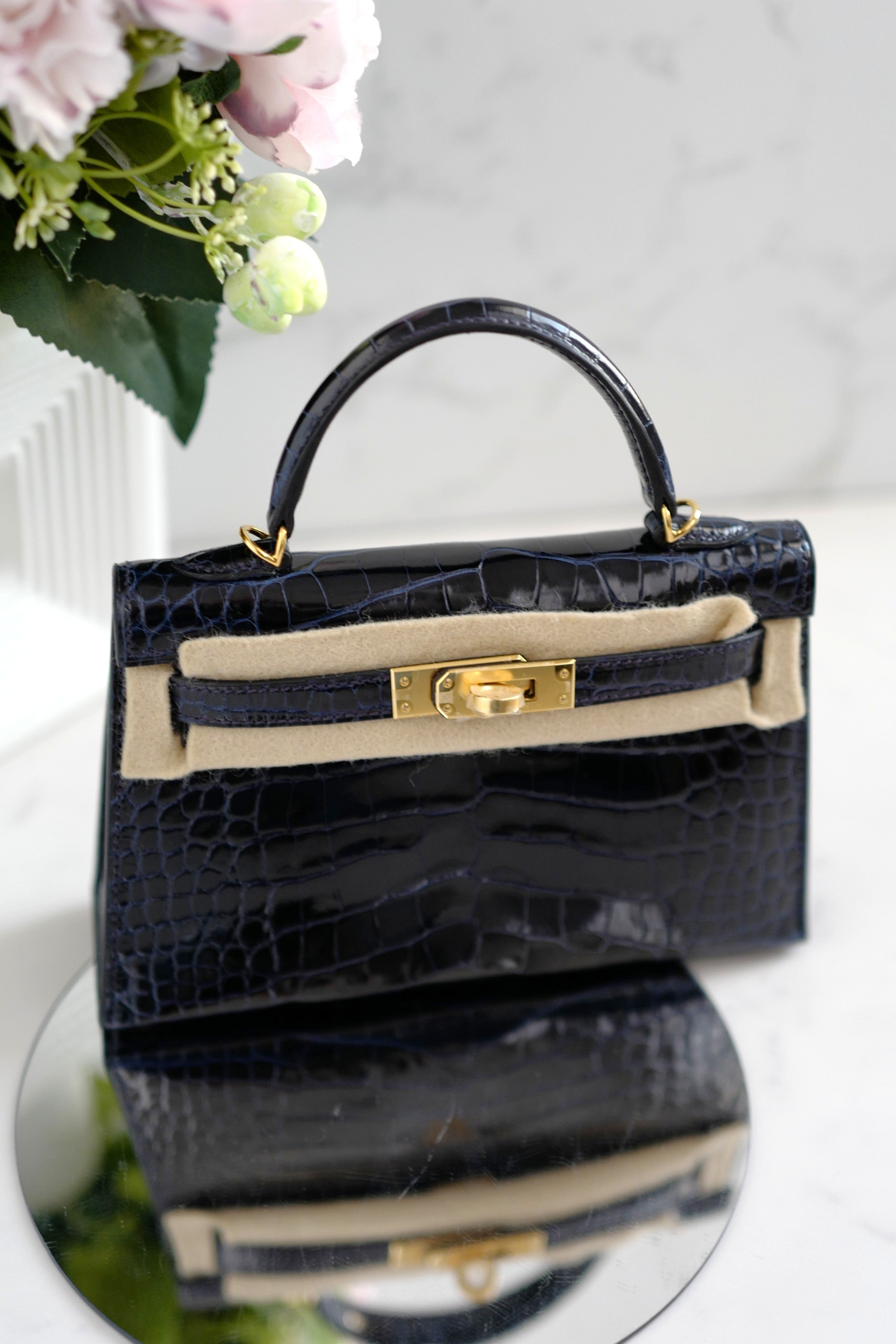 BNIB Hermes Mini Kelly Marine Shiny Alligator Gold Hardware