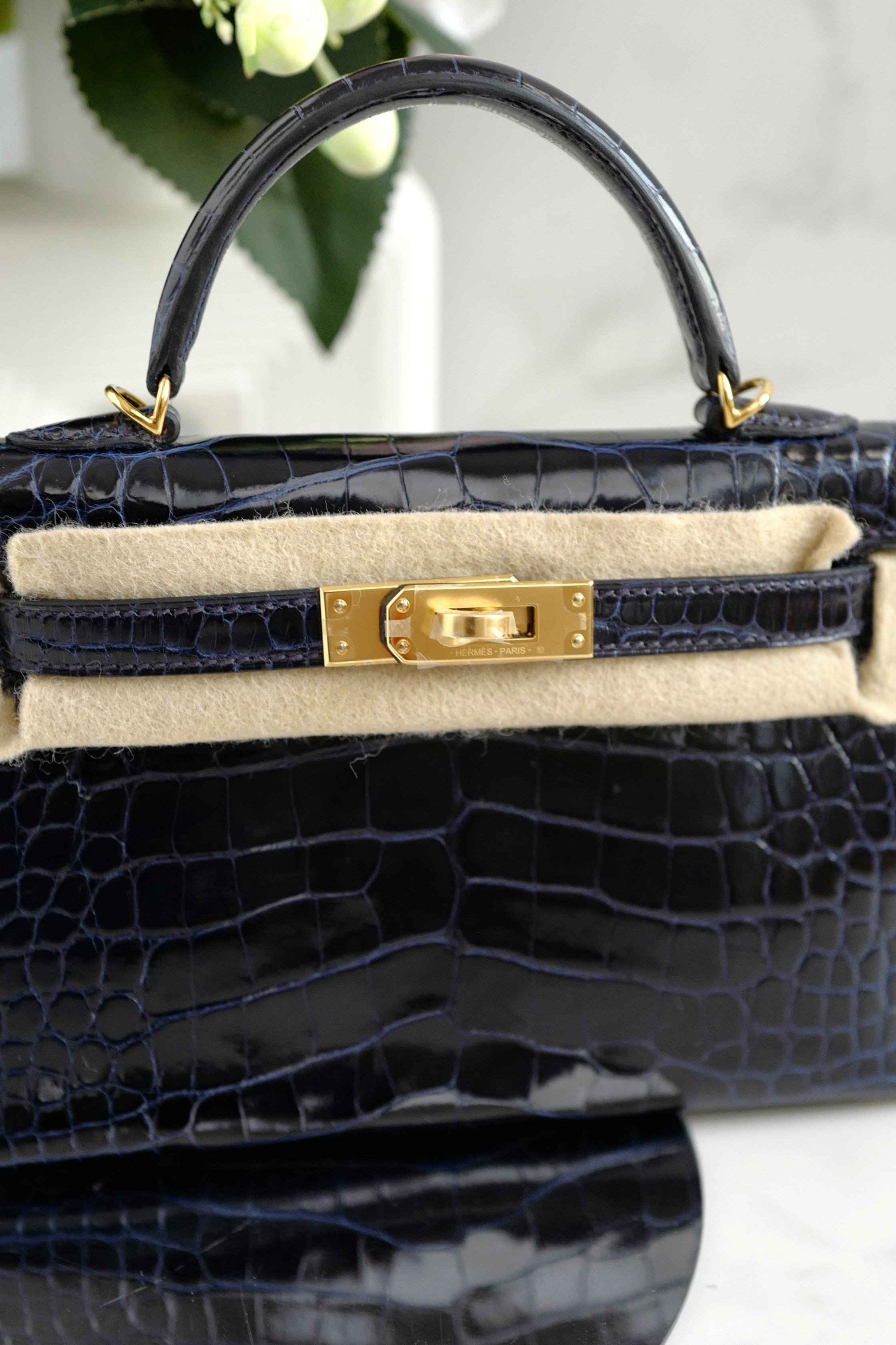 BNIB Hermes Mini Kelly Marine Shiny Alligator Gold Hardware