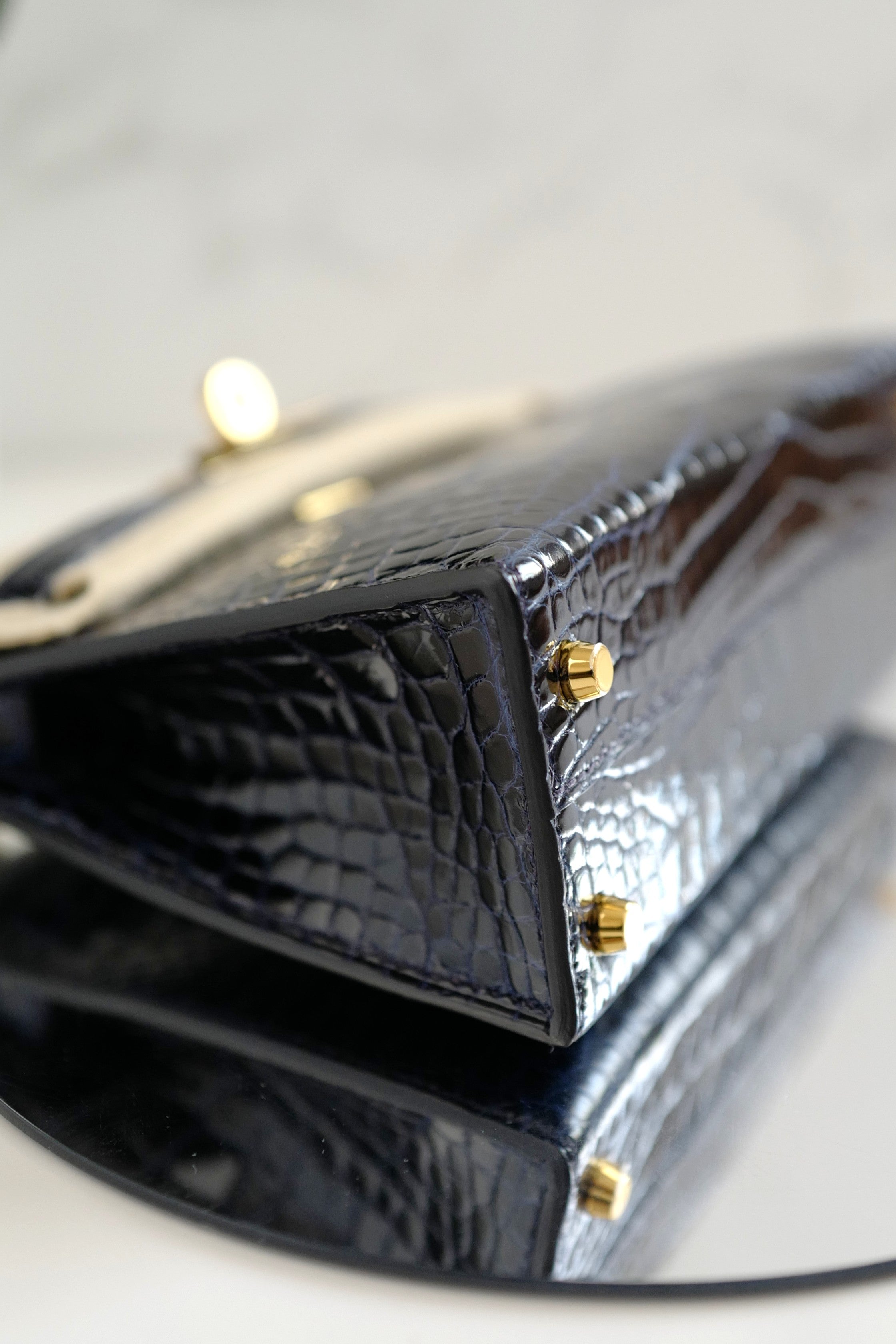 BNIB Hermes Mini Kelly Marine Shiny Alligator Gold Hardware