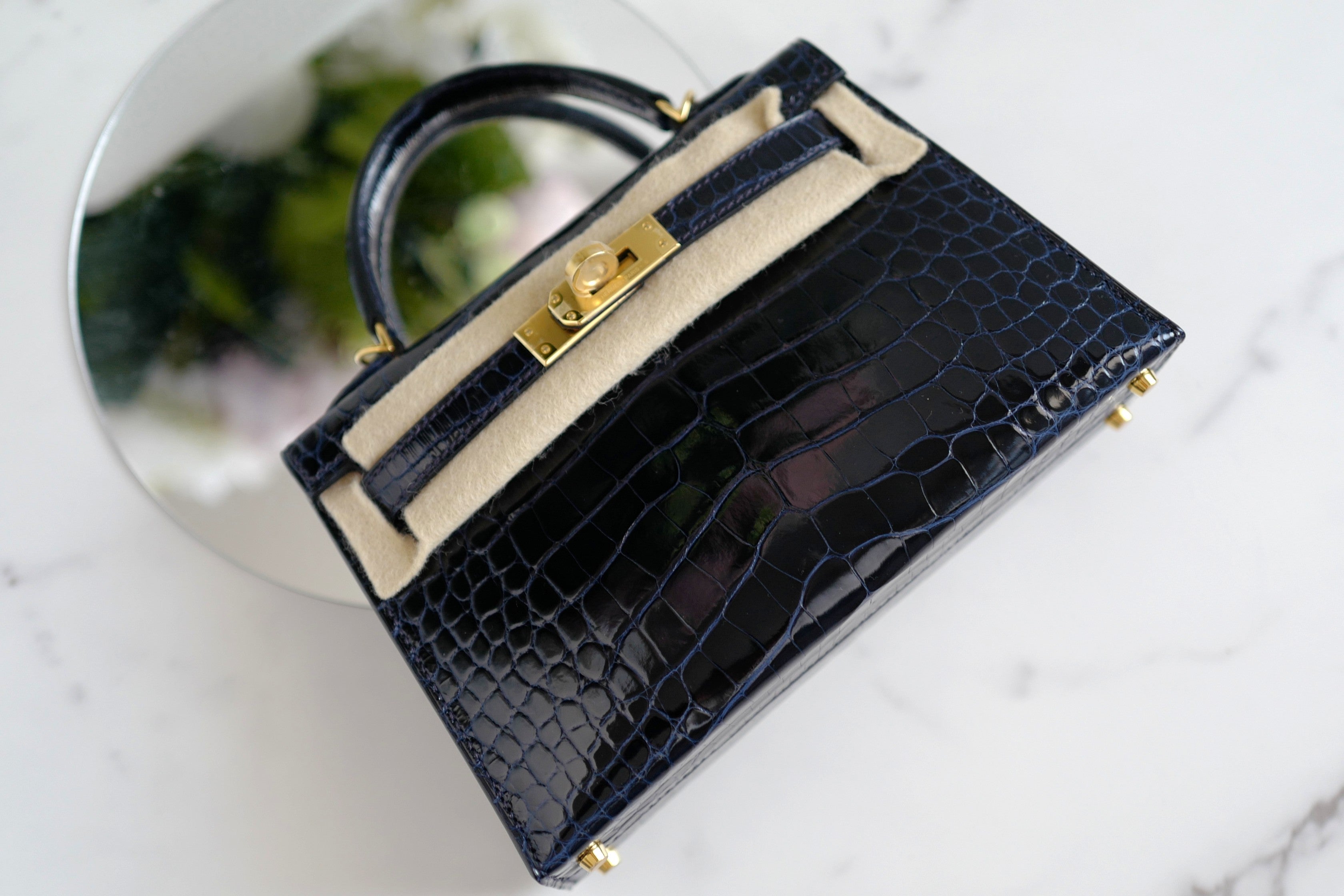 BNIB Hermes Mini Kelly Marine Shiny Alligator Gold Hardware
