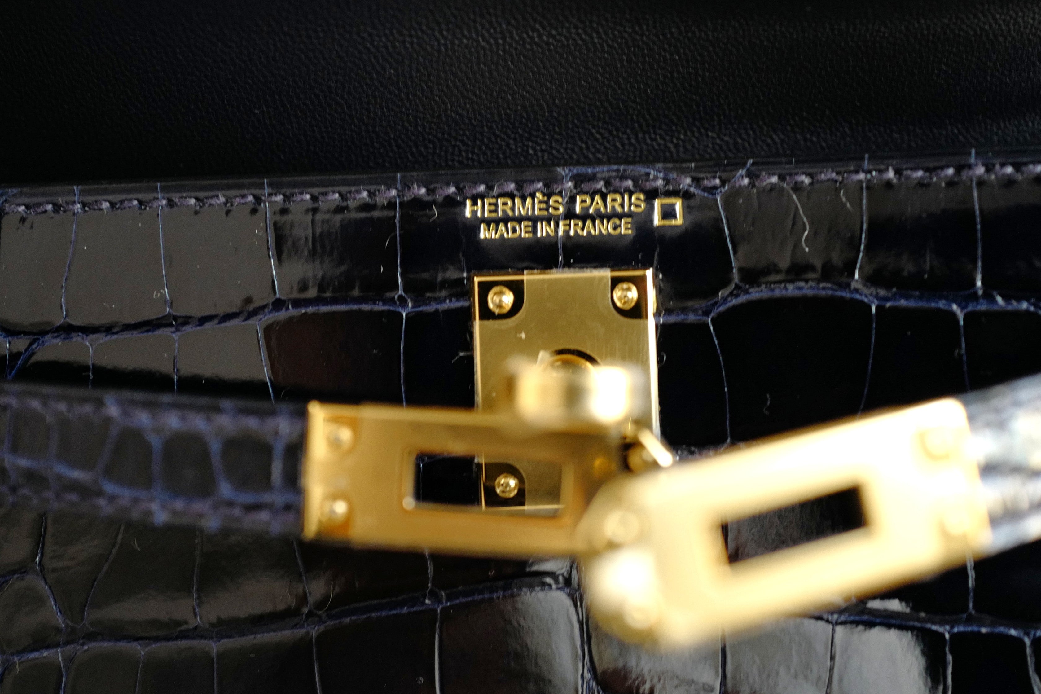 BNIB Hermes Mini Kelly Marine Shiny Alligator Gold Hardware