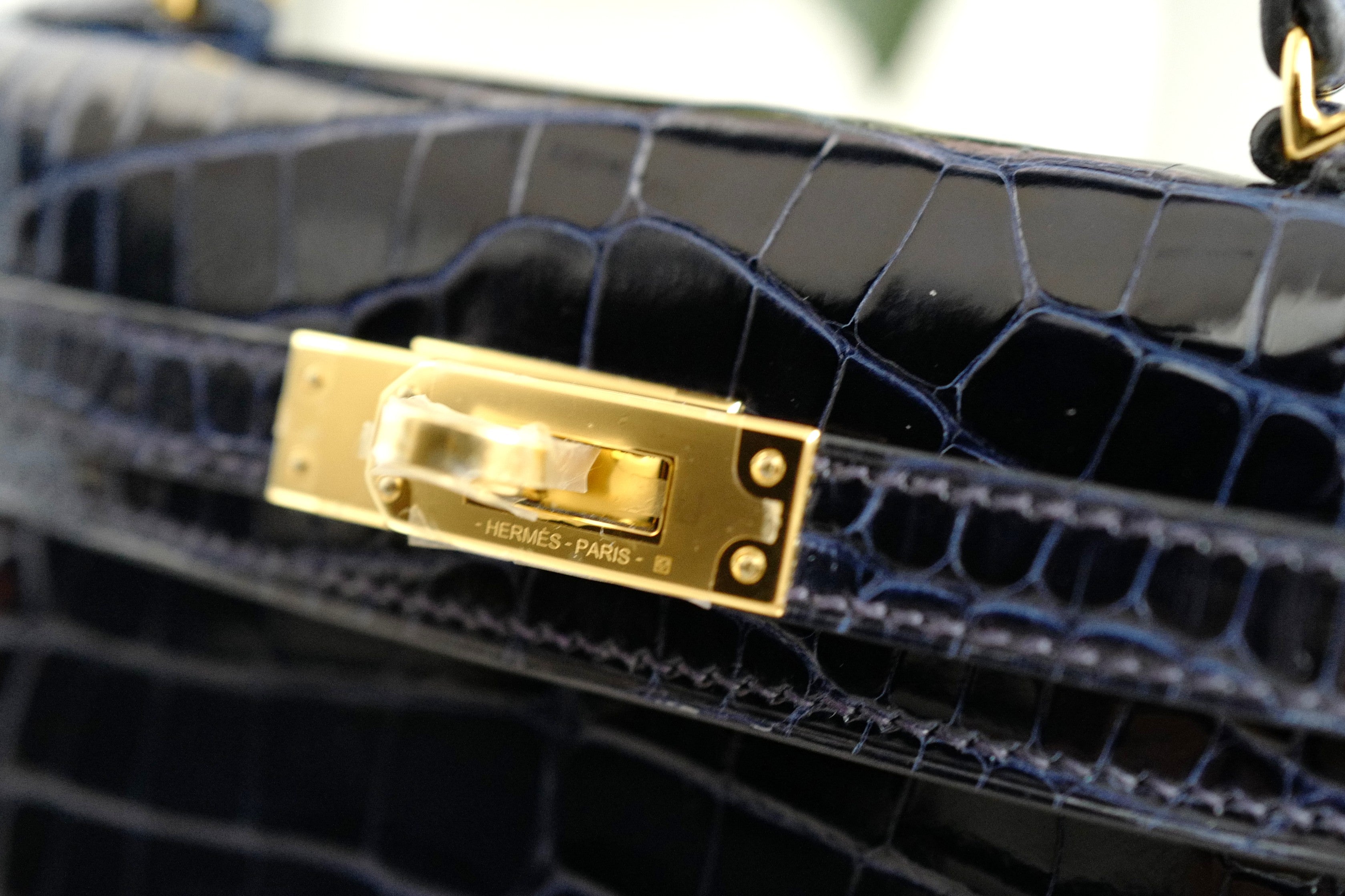 BNIB Hermes Mini Kelly Marine Shiny Alligator Gold Hardware