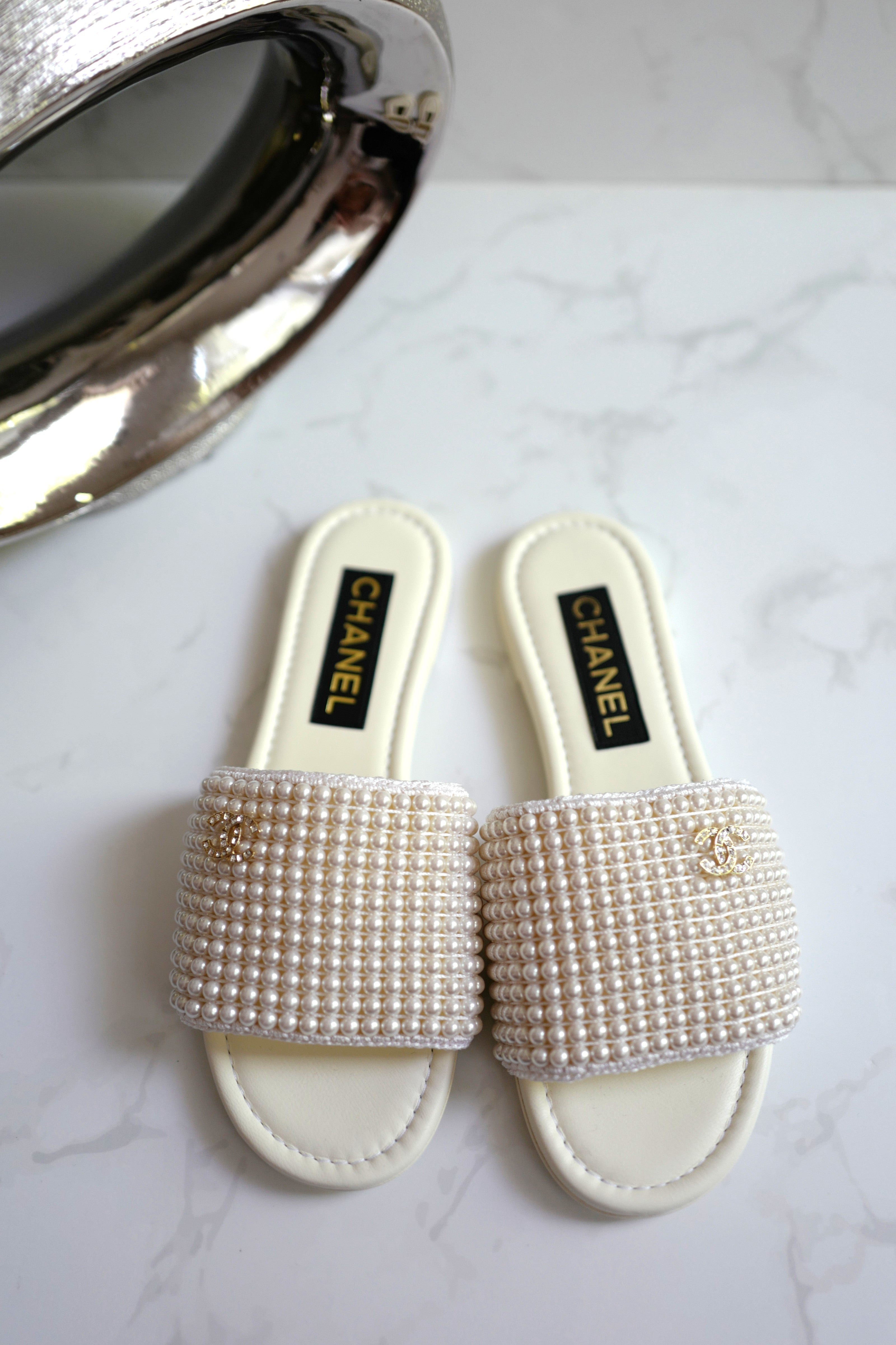BNIB Chanel Spring Summer Collection 25S Mules Flat With Pearls - Size 38