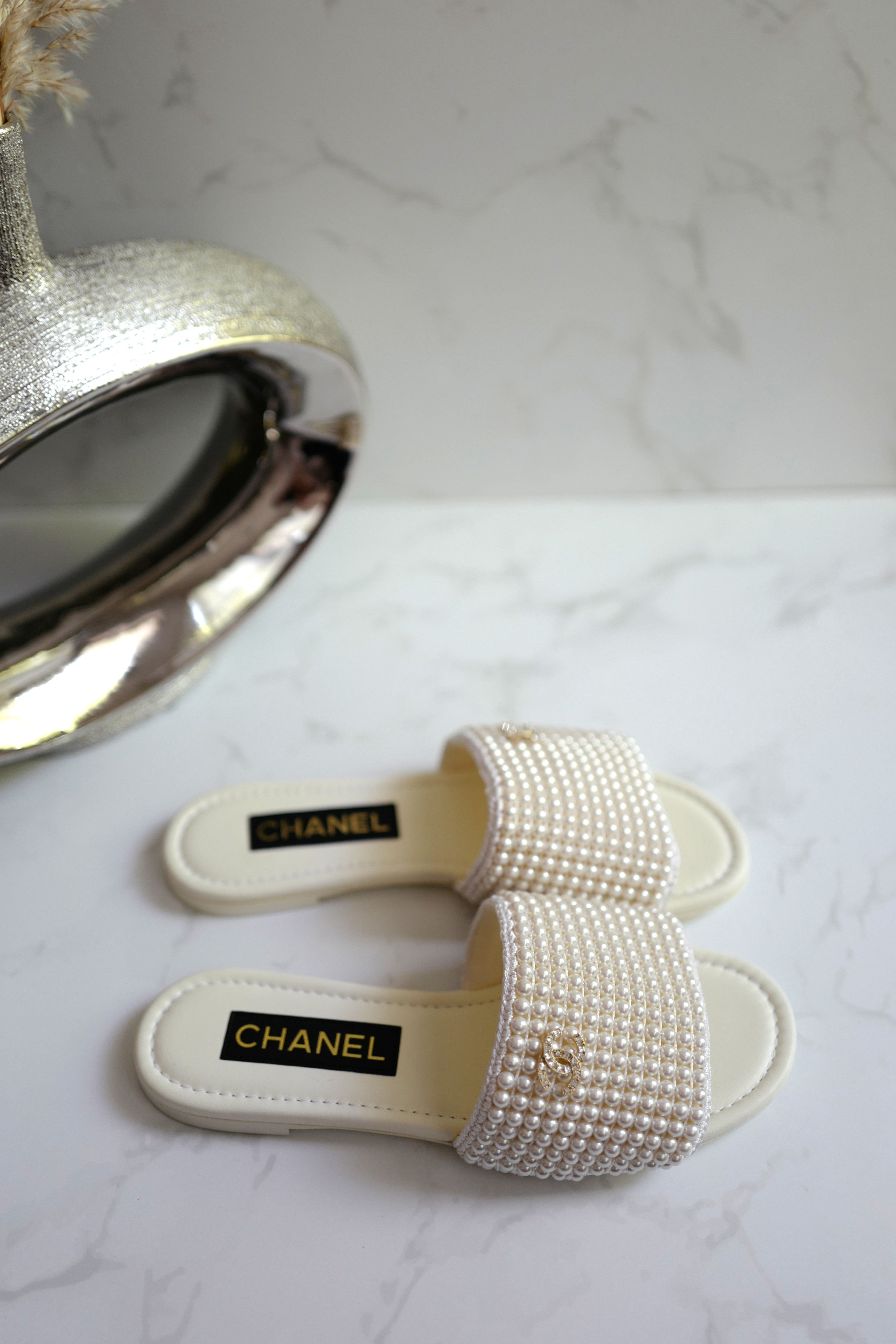 BNIB Chanel Spring Summer Collection 25S Mules Flat With Pearls - Size 38