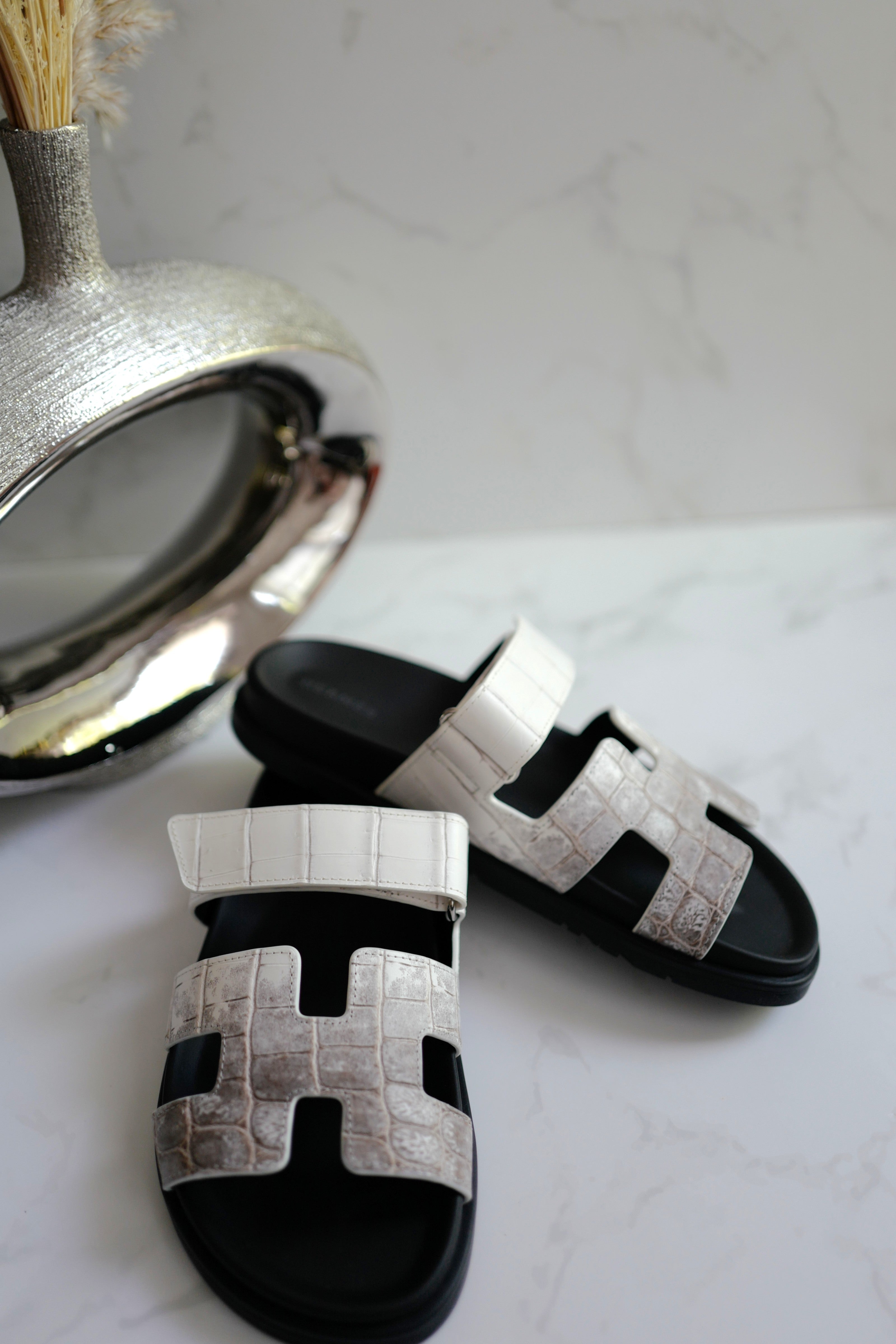 BNIB HERMÈS Chypre Sandals White Niloticus Crocodile Himalaya - Size 38