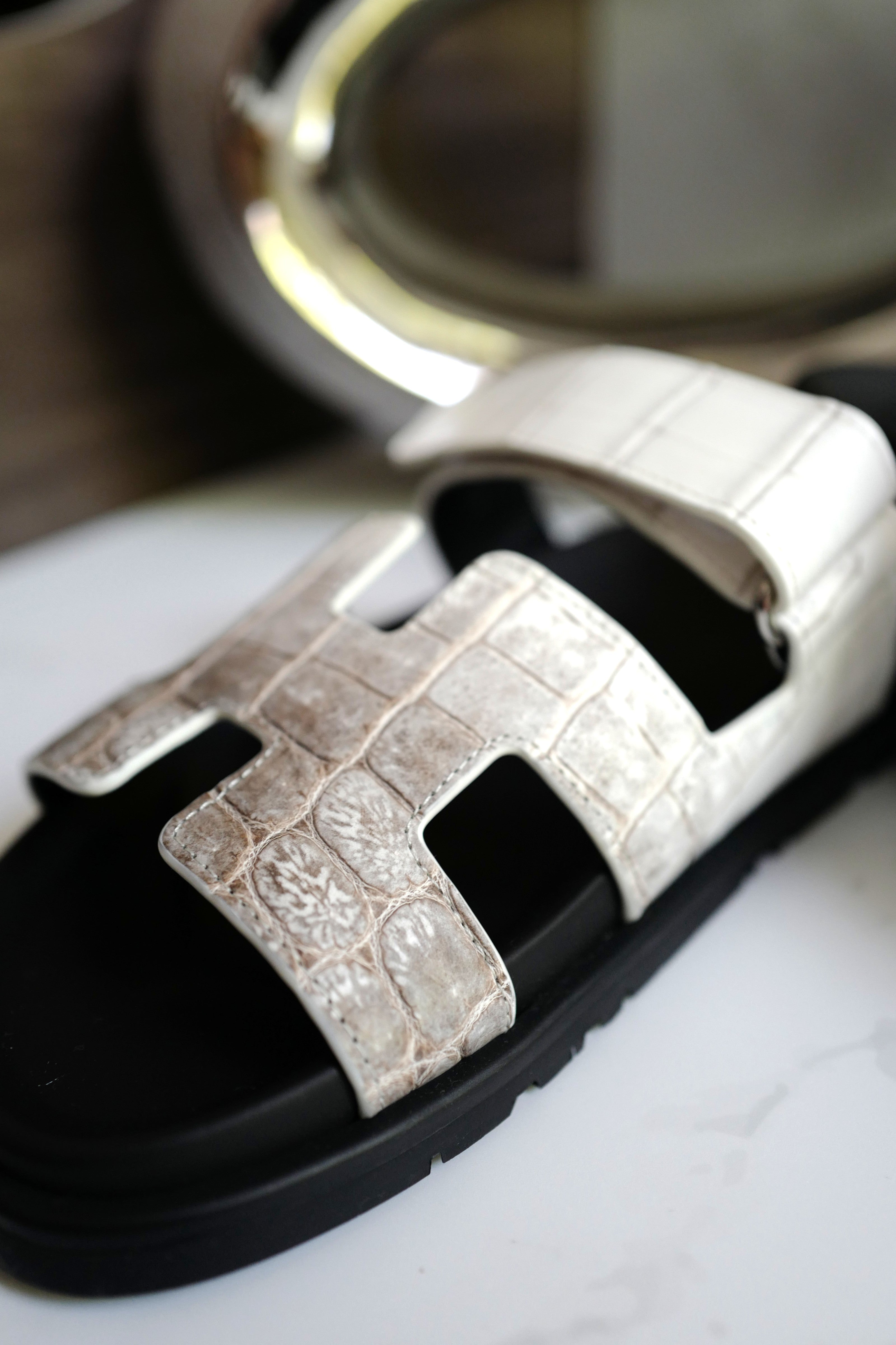 BNIB HERMÈS Chypre Sandals White Niloticus Crocodile Himalaya - Size 3