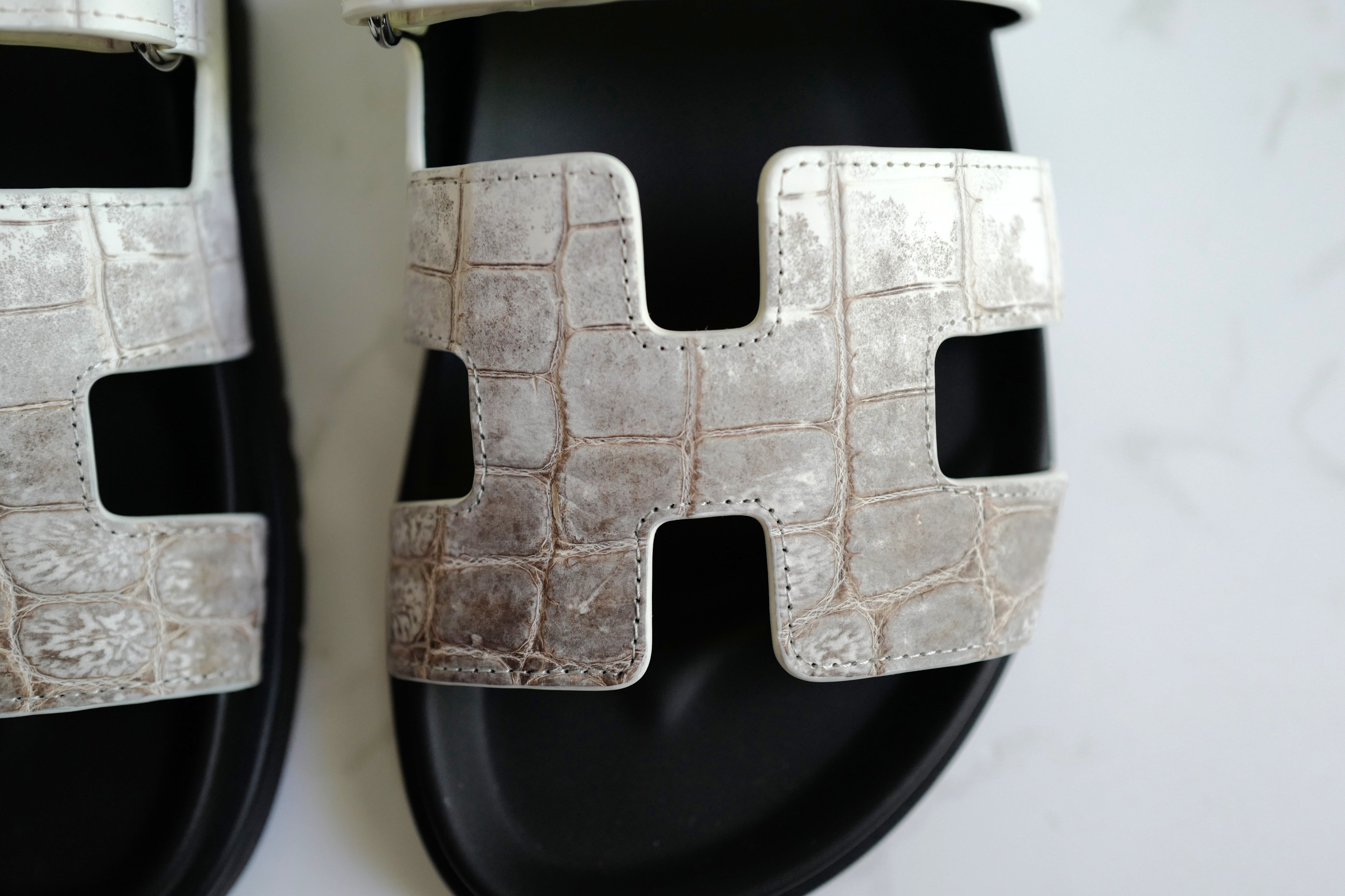 BNIB HERMÈS Chypre Sandals White Niloticus Crocodile Himalaya - Size 38
