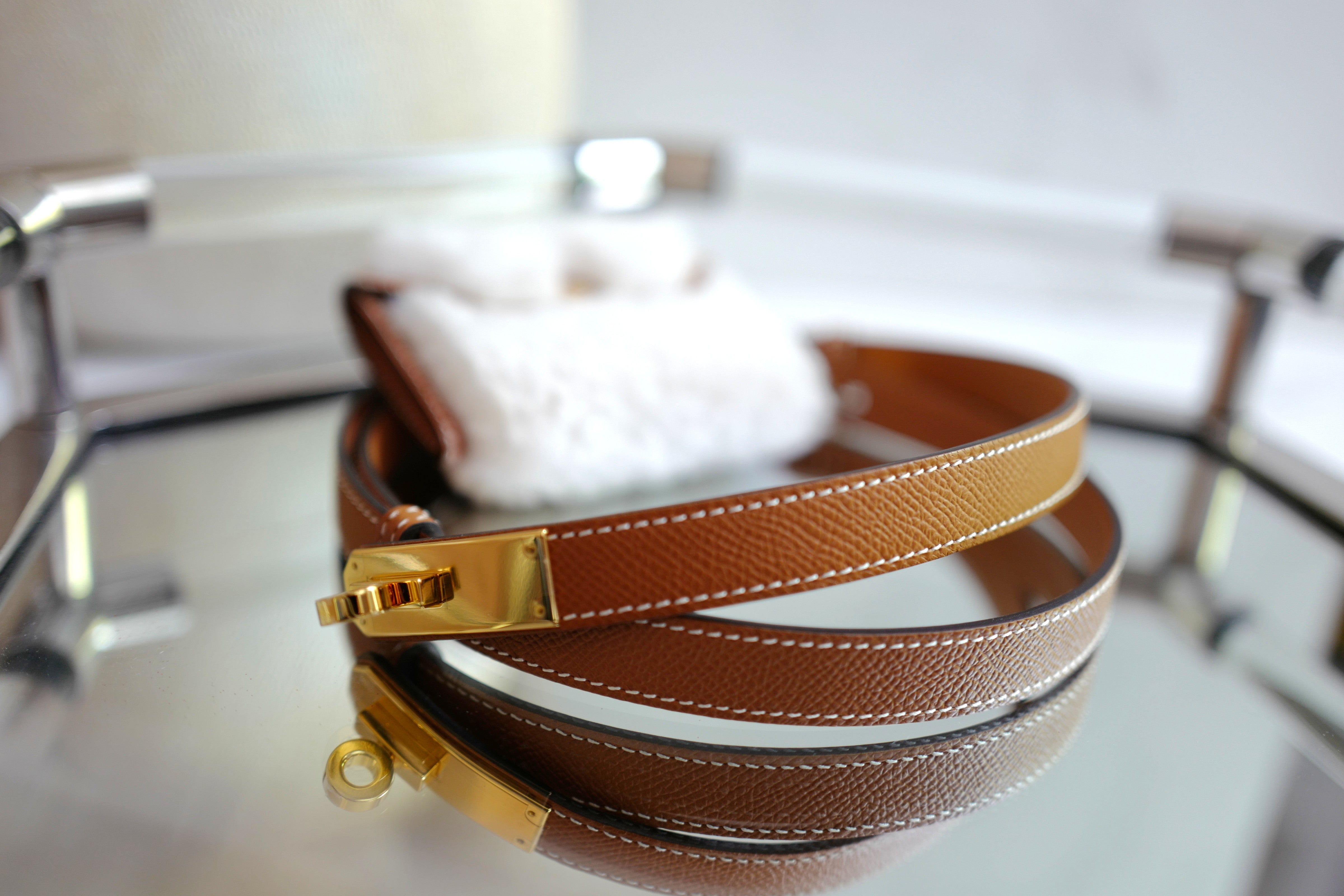 Brand NEW Hermès Kelly 18 Teddy Pocket in Gold / Ecru GHW W