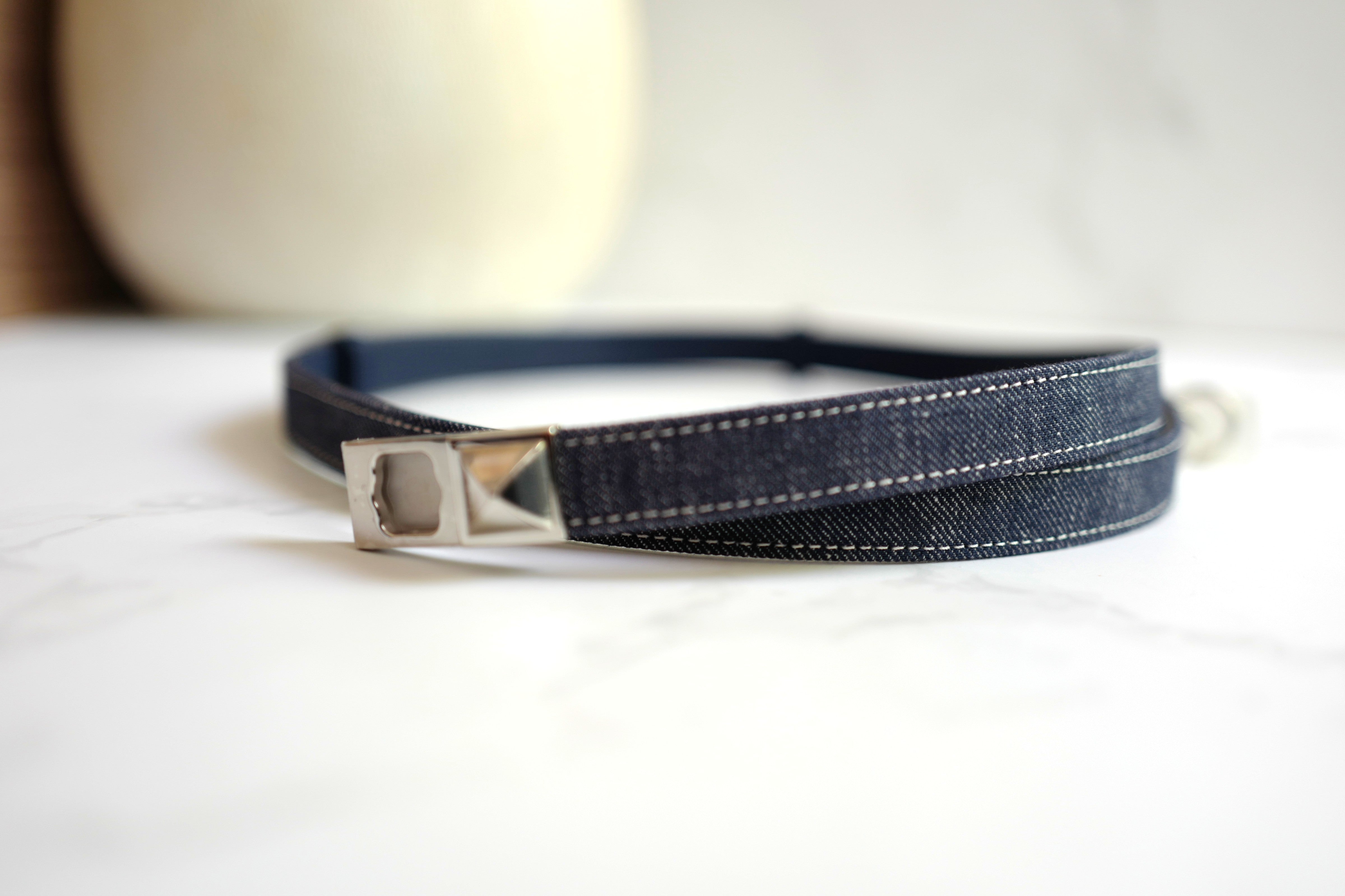 Brand New Hermès Rivale Jean 18 Belt in Bleu Indigo / Blanc / Bleu Navy PHW