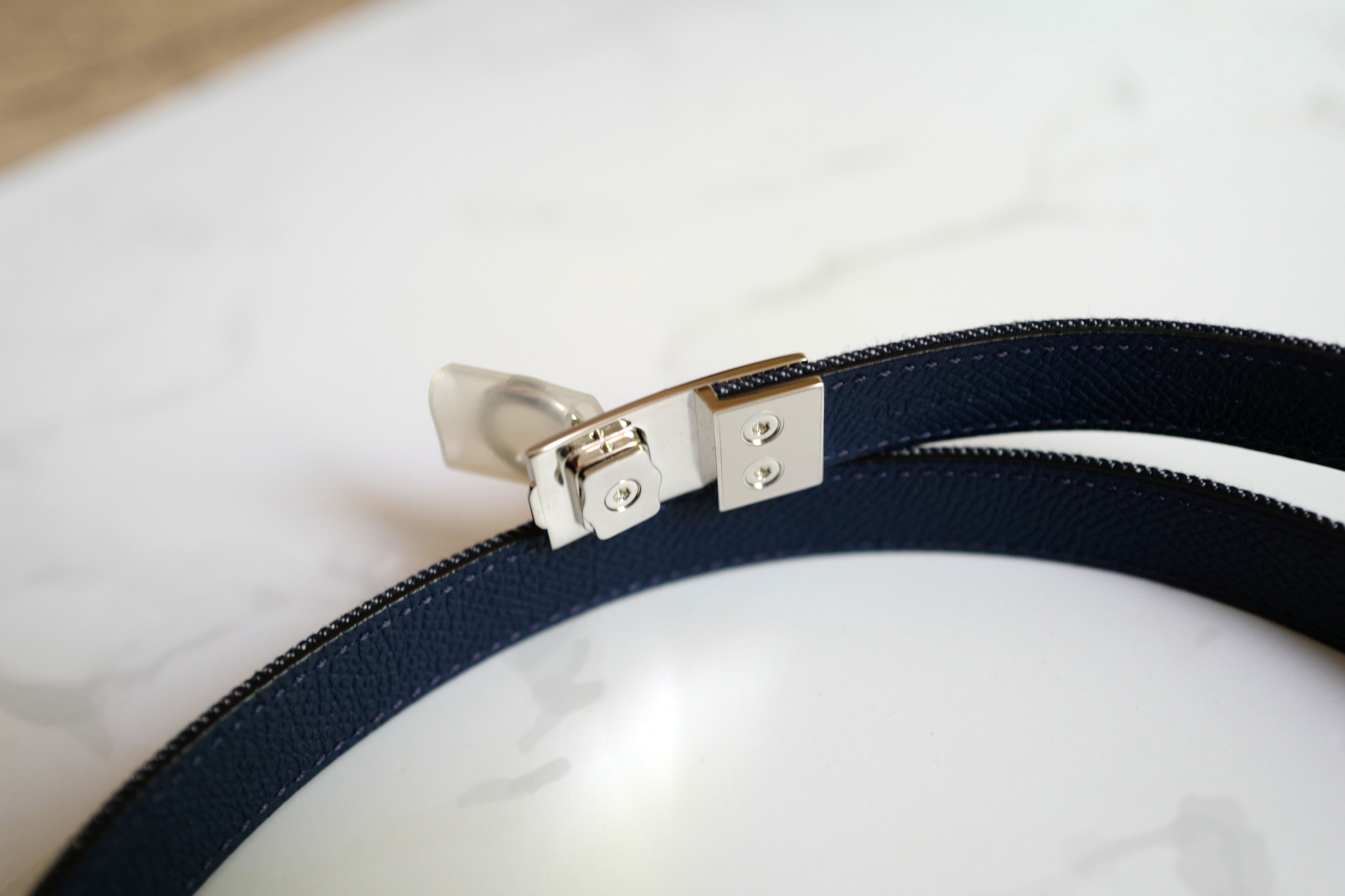 Brand New Hermès Rivale Jean 18 Belt in Bleu Indigo / Blanc / Bleu Navy PHW