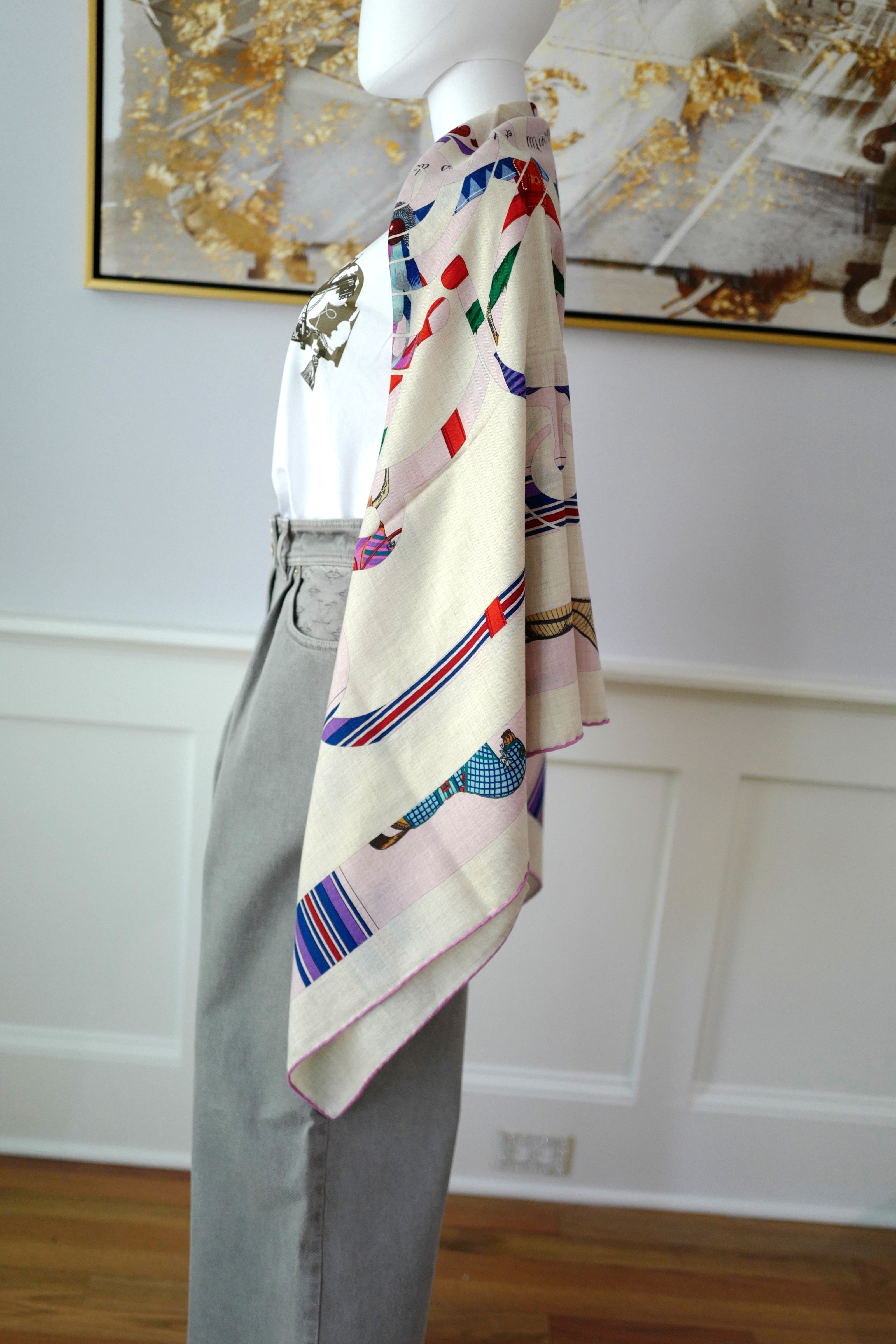 NEW Hermès Eperon d'Or et Tenues de Jour Shawl 140 in Naturel / Rose / Bleu