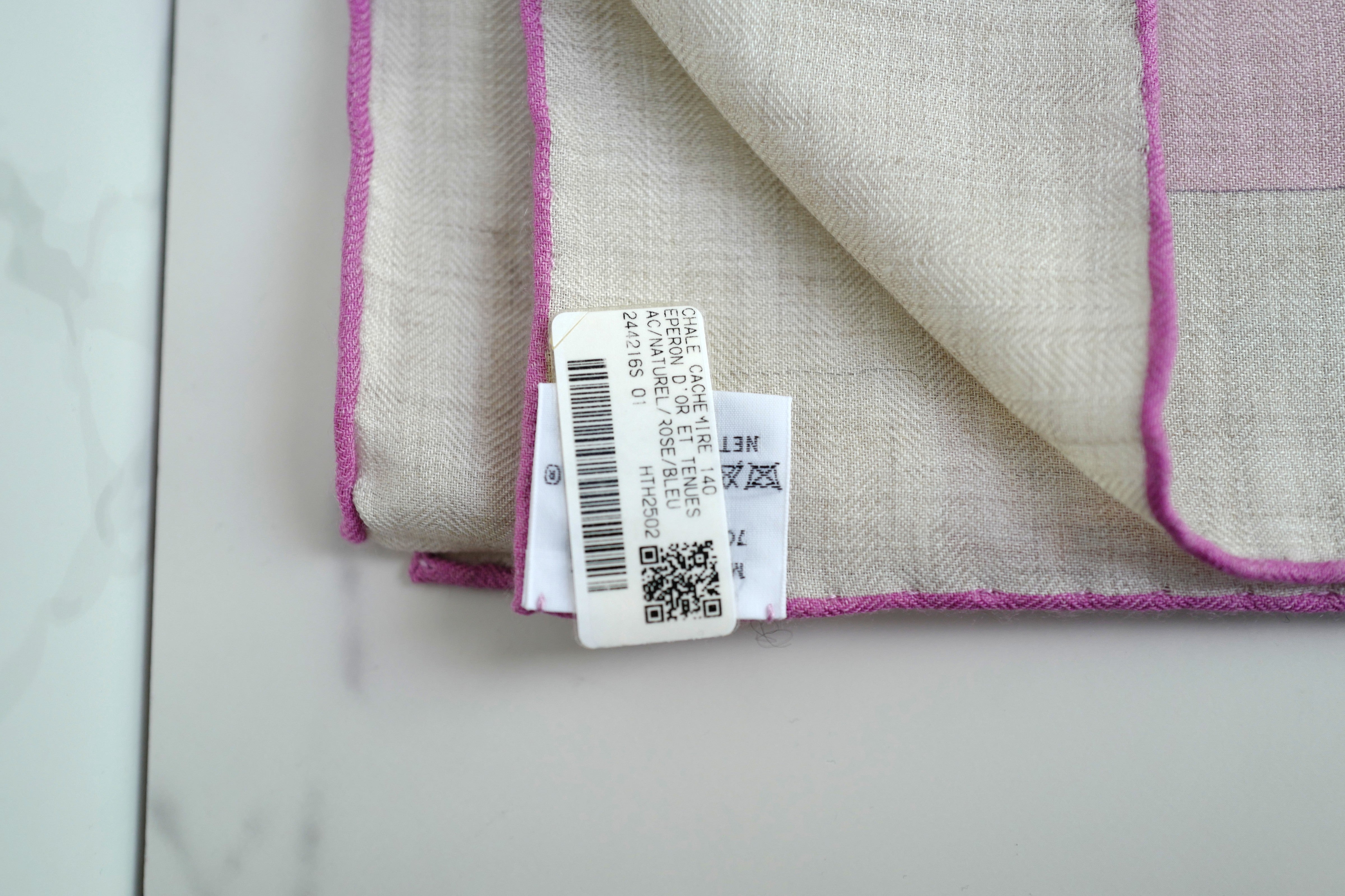 NEW Hermès Eperon d'Or et Tenues de Jour Shawl 140 in Naturel / Rose / Bleu