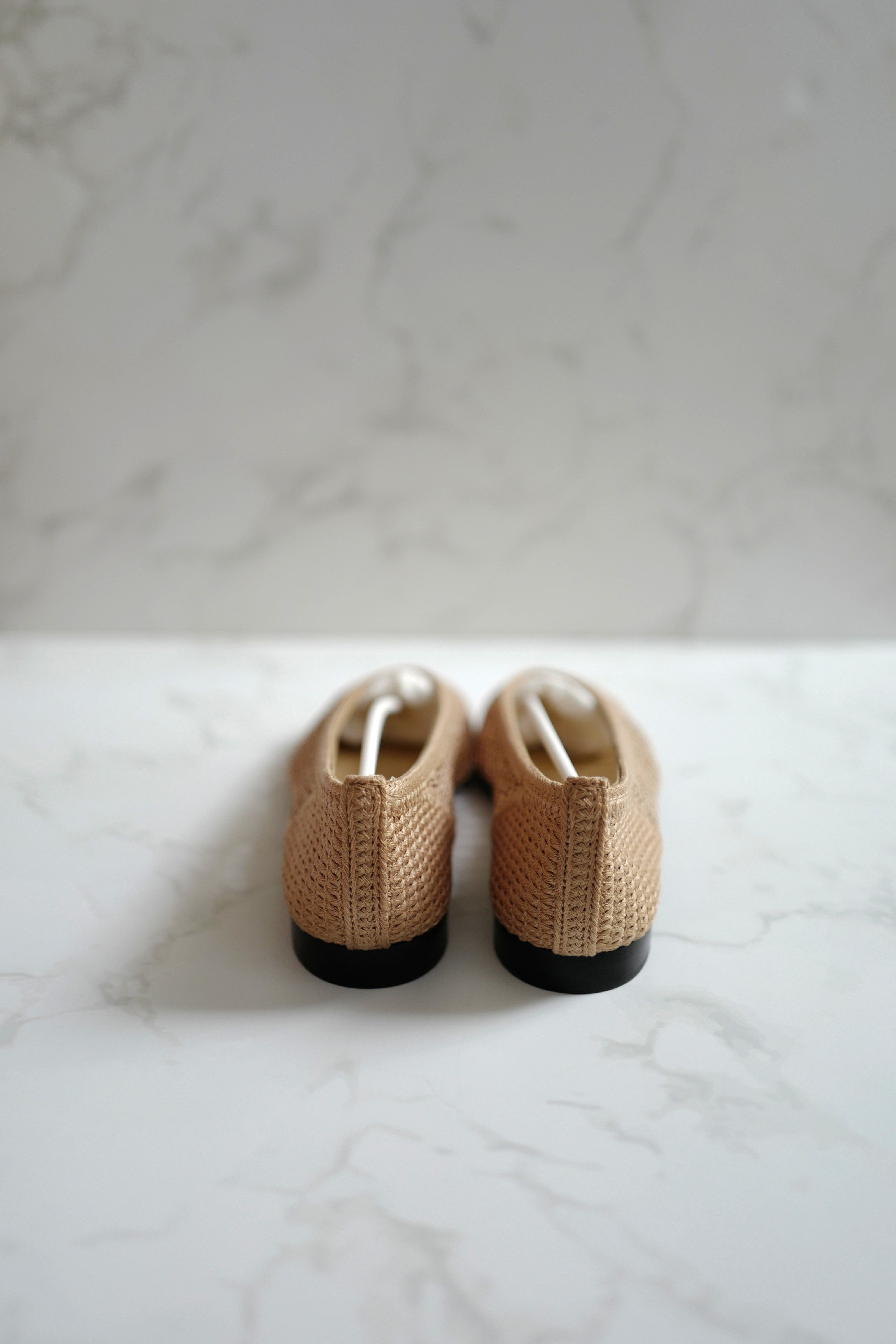 BNIB Chanel Spring-Summer 25P Raffia Ballet Flats Dark Beige/Beige Size 38