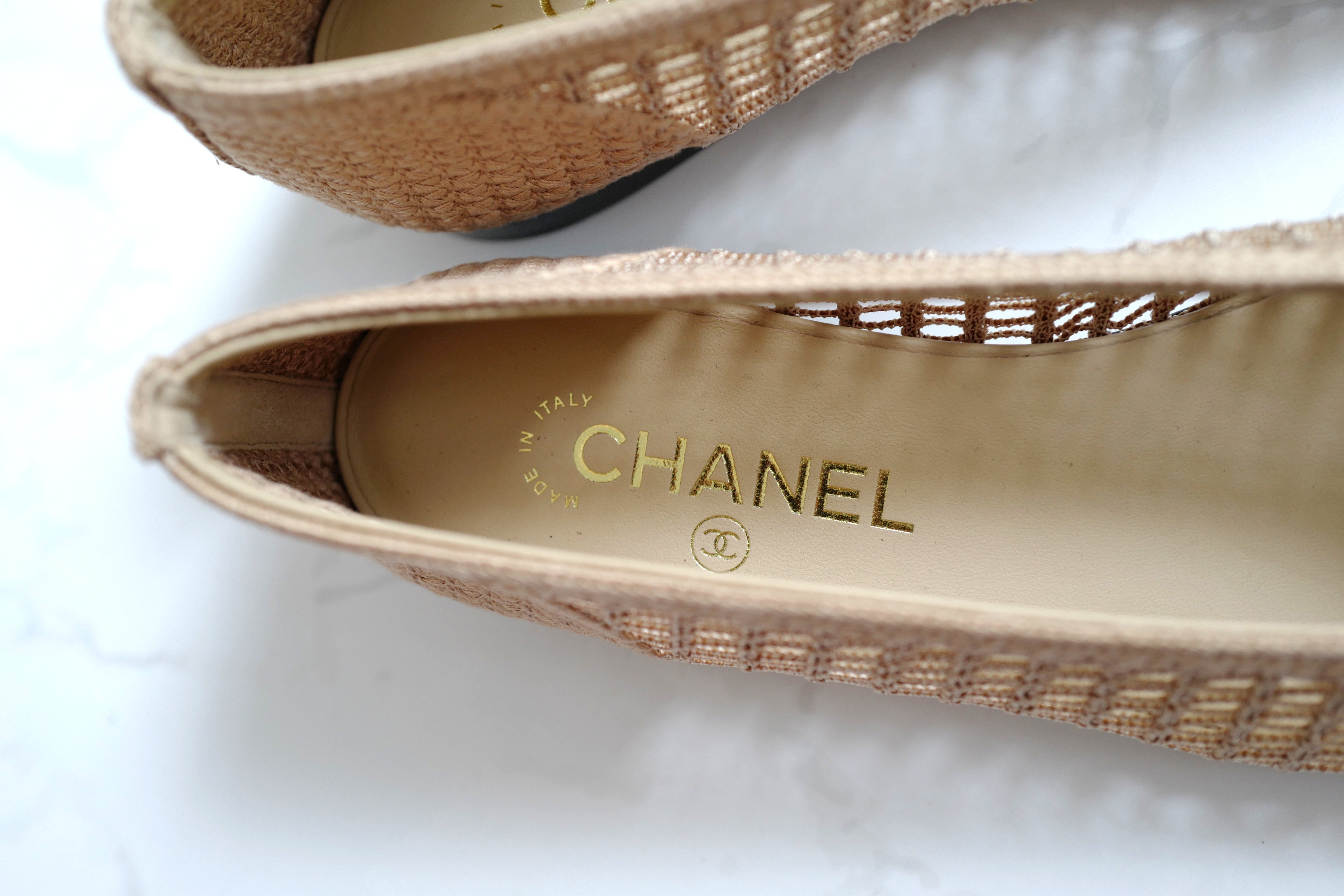 BNIB Chanel Spring-Summer 25P Raffia Ballet Flats Dark Beige/Beige Size 38