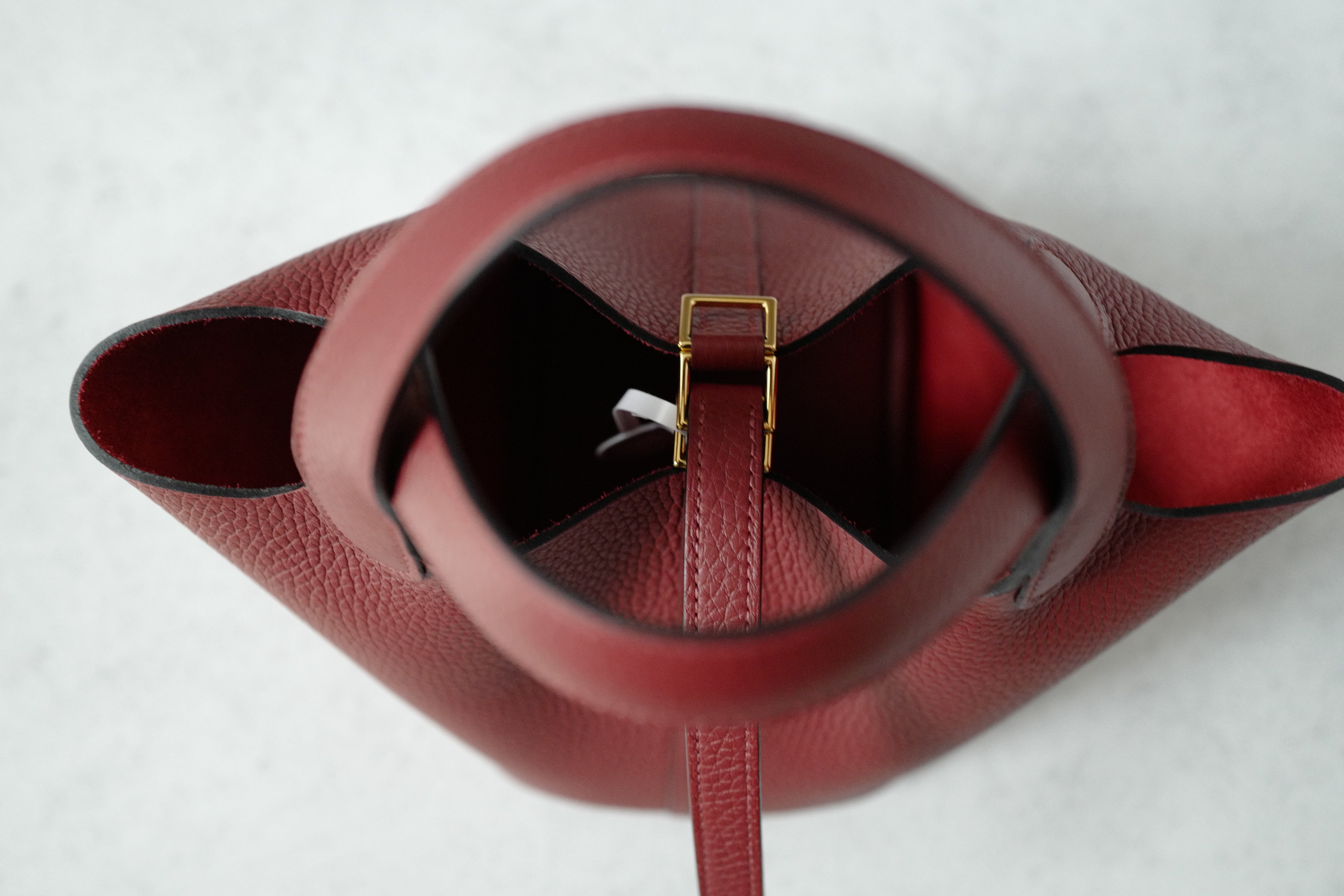 BNIB Hermès Picotin 18 Bag Rouge H  Clemence Leather with Gold Hardware